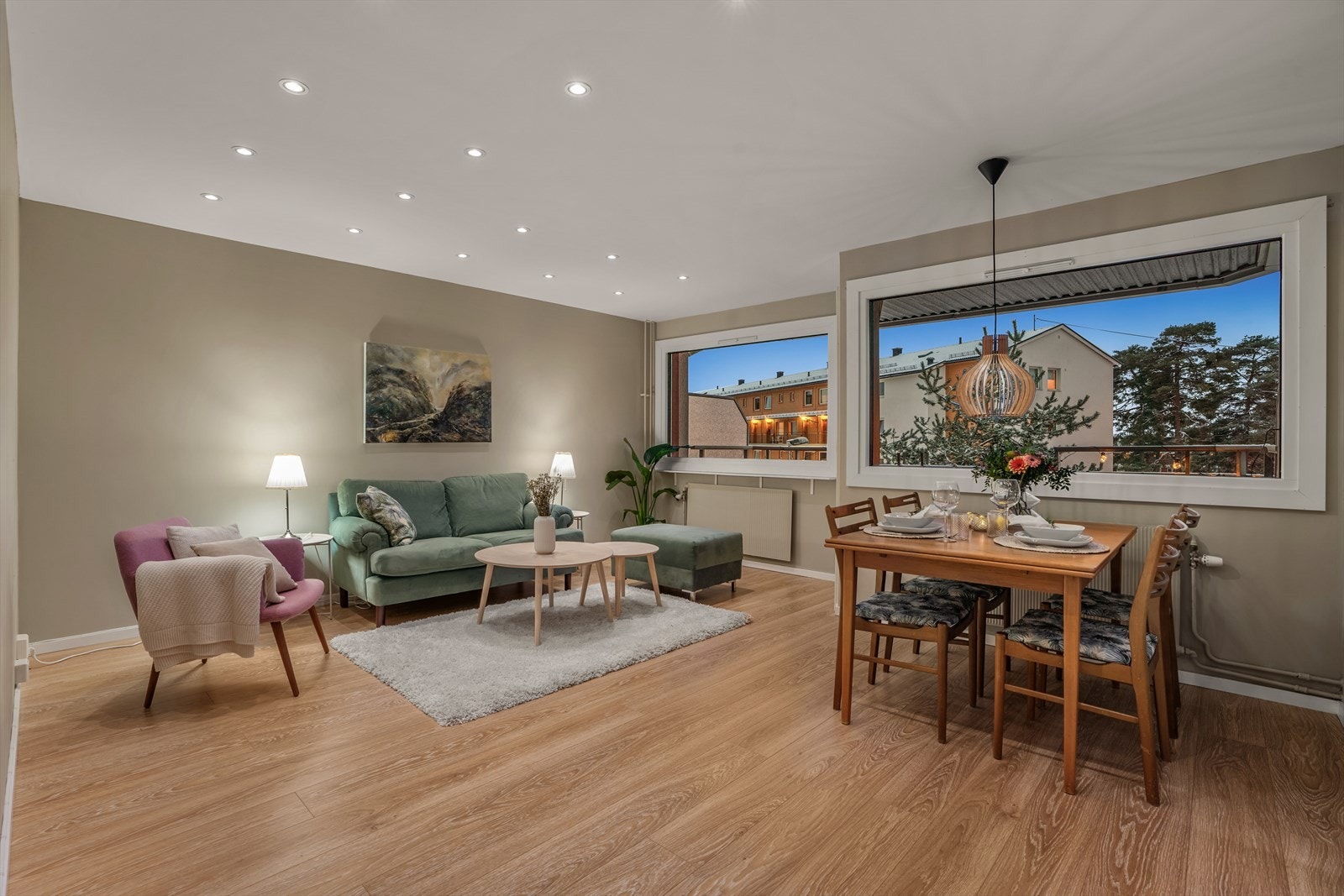 Vetlandsveien 76 presenters av DNB Eiendom ved Anders Selvik. Galleribilde