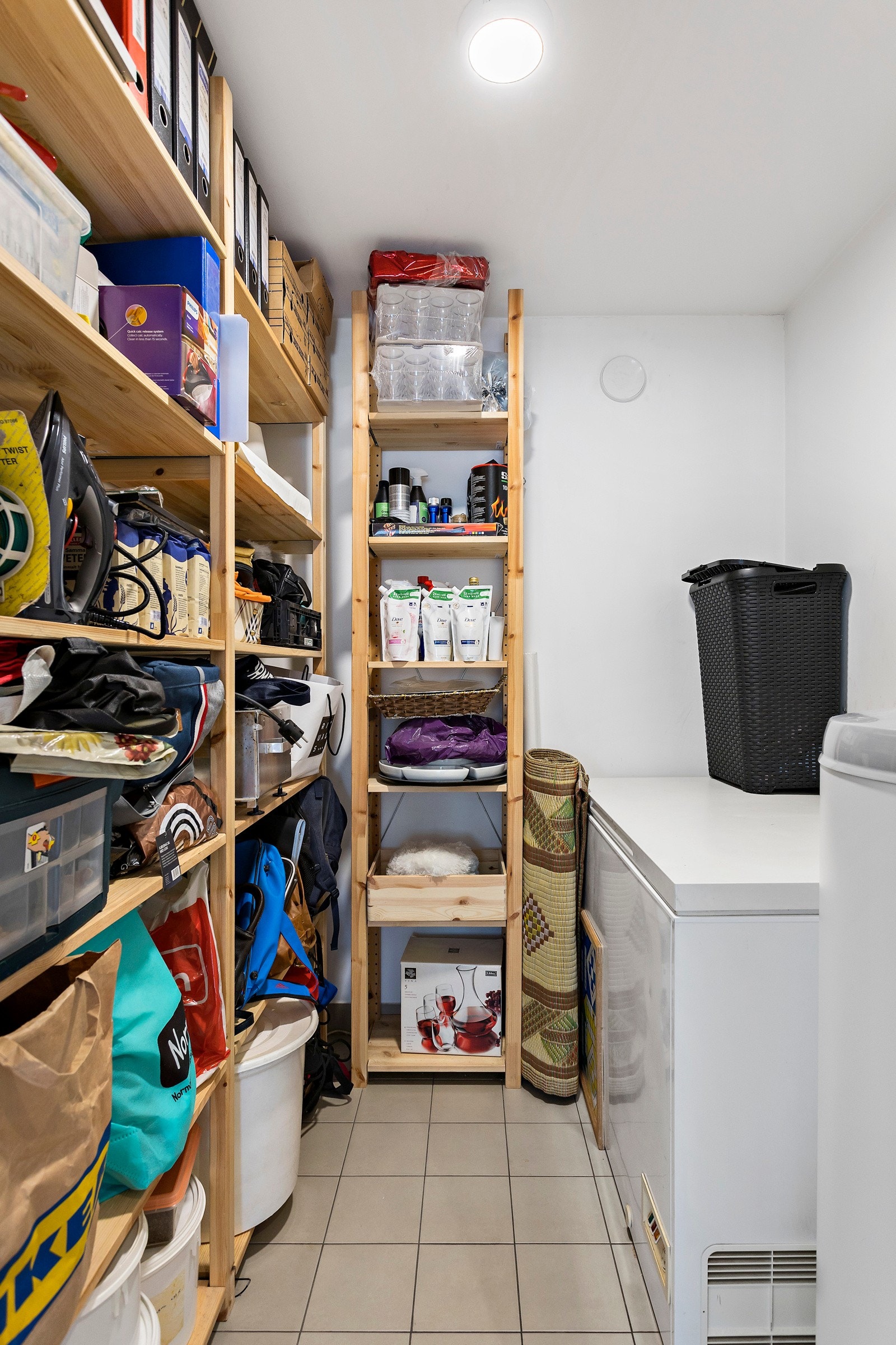 Boligen disponerer også en innvendig bod. Galleribilde