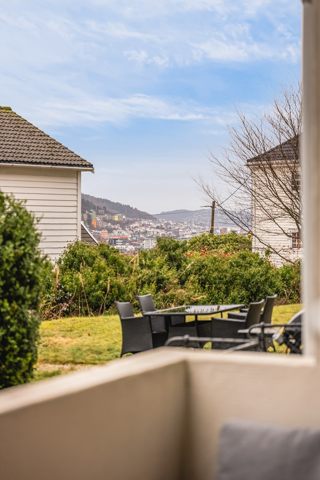 Fin utsikt mot sentrum fra terrassen Galleribilde