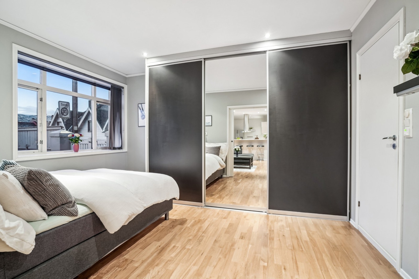 Soverom. Galleribilde