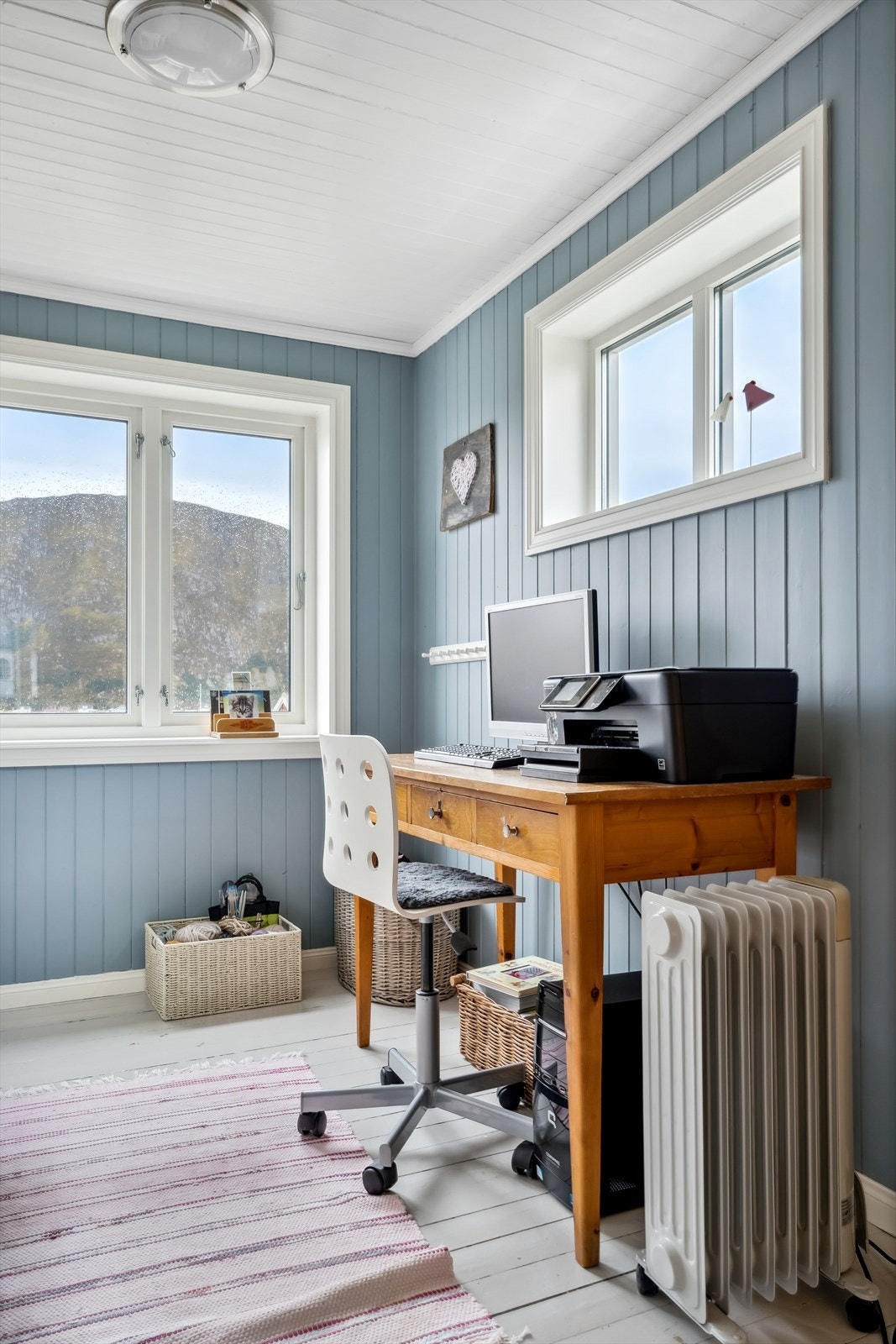 Kontor i loftsetasjen Galleribilde