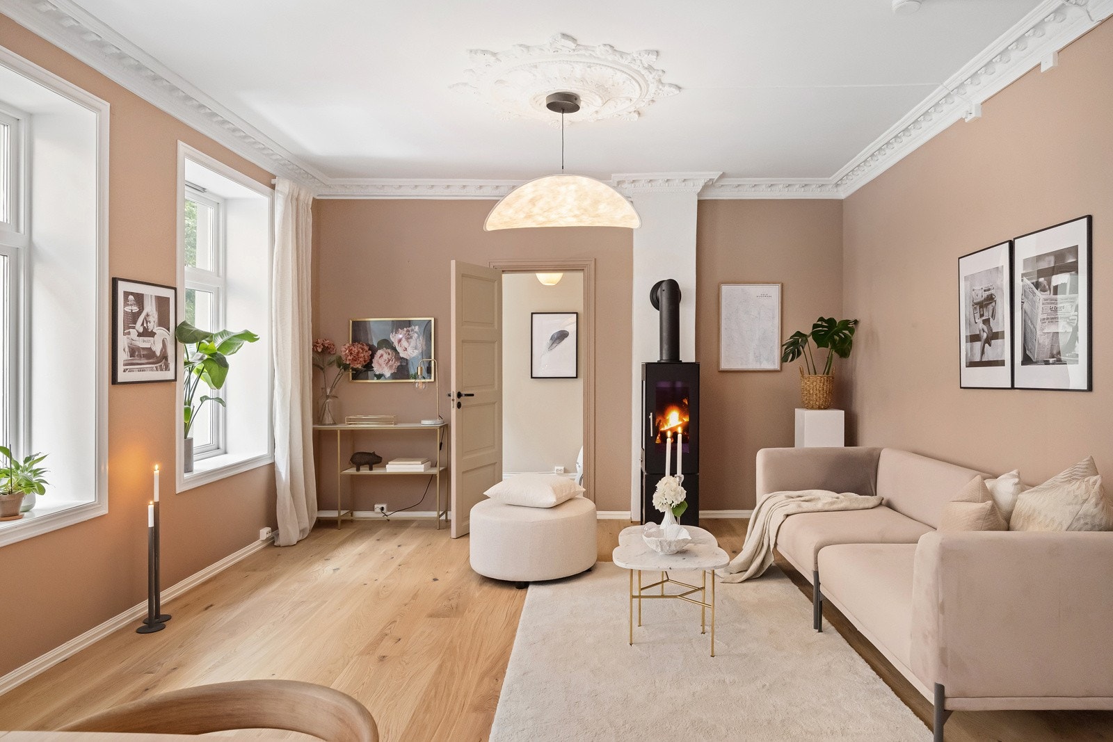 - Boligen ble vesentlig modernisert og ombygget 2024 og fremstår som innflyttingsklar - Galleribilde