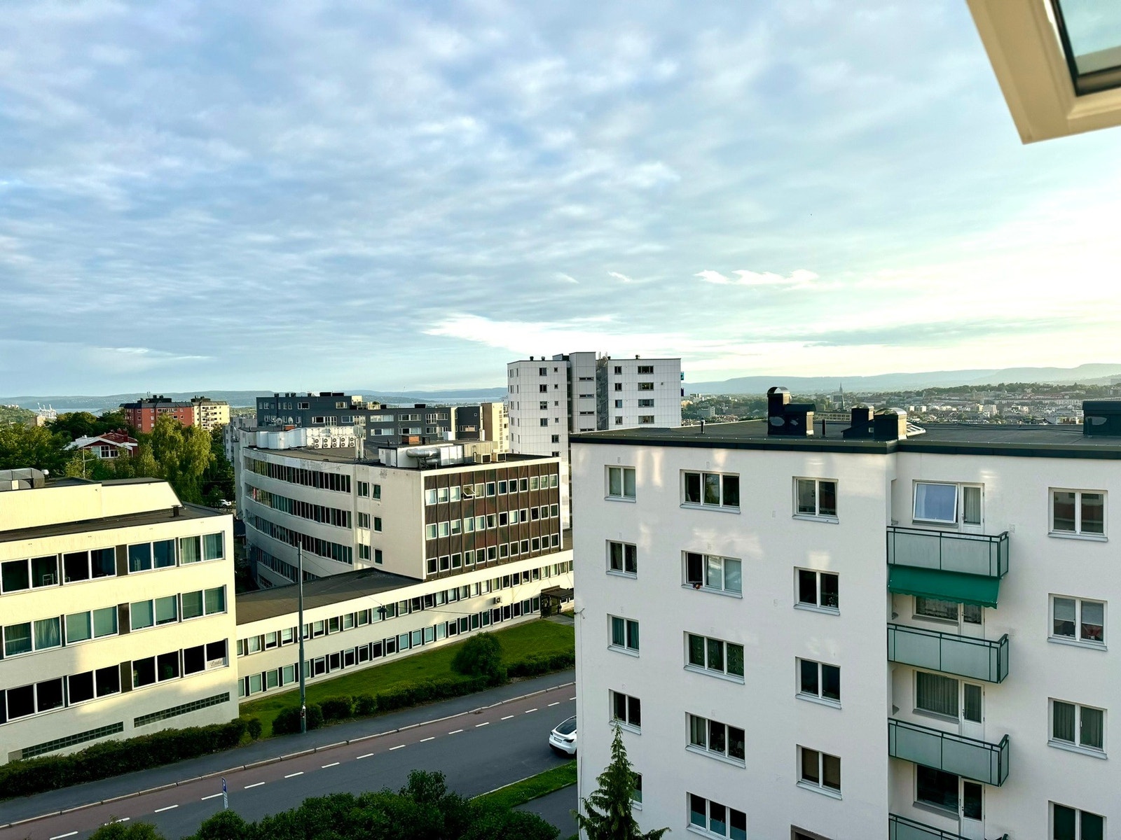 Selgers private sommerbilde. Galleribilde