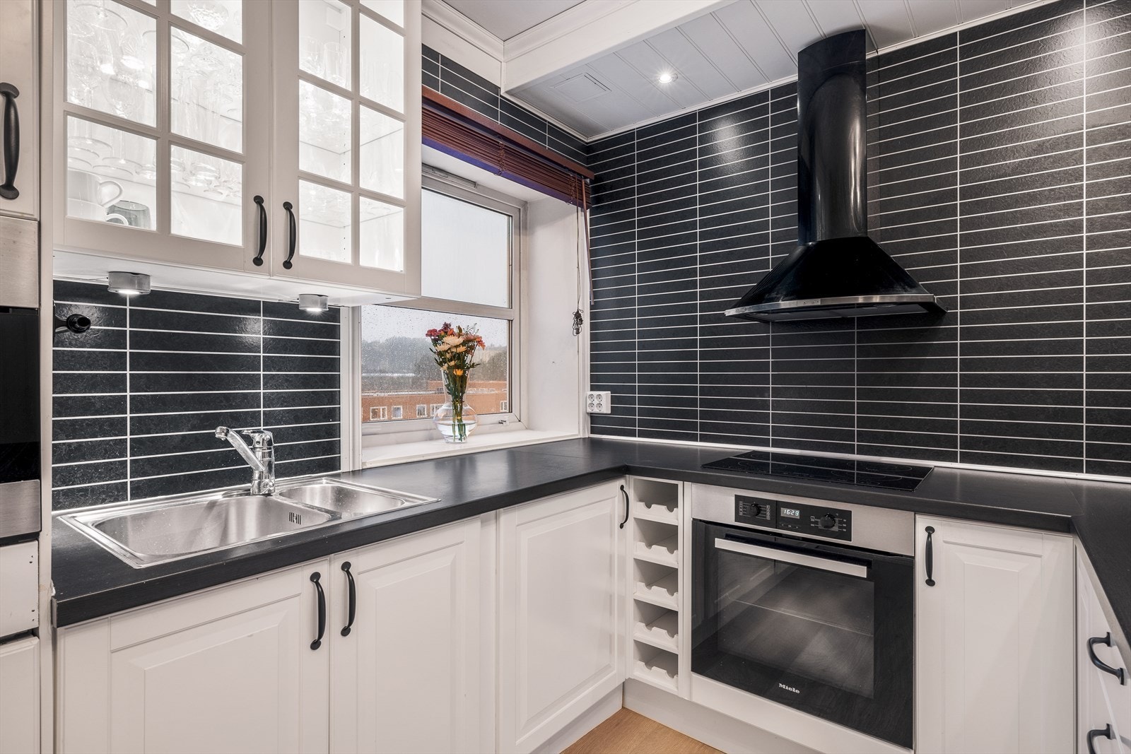 Utsikt fra kjøkkenet Galleribilde