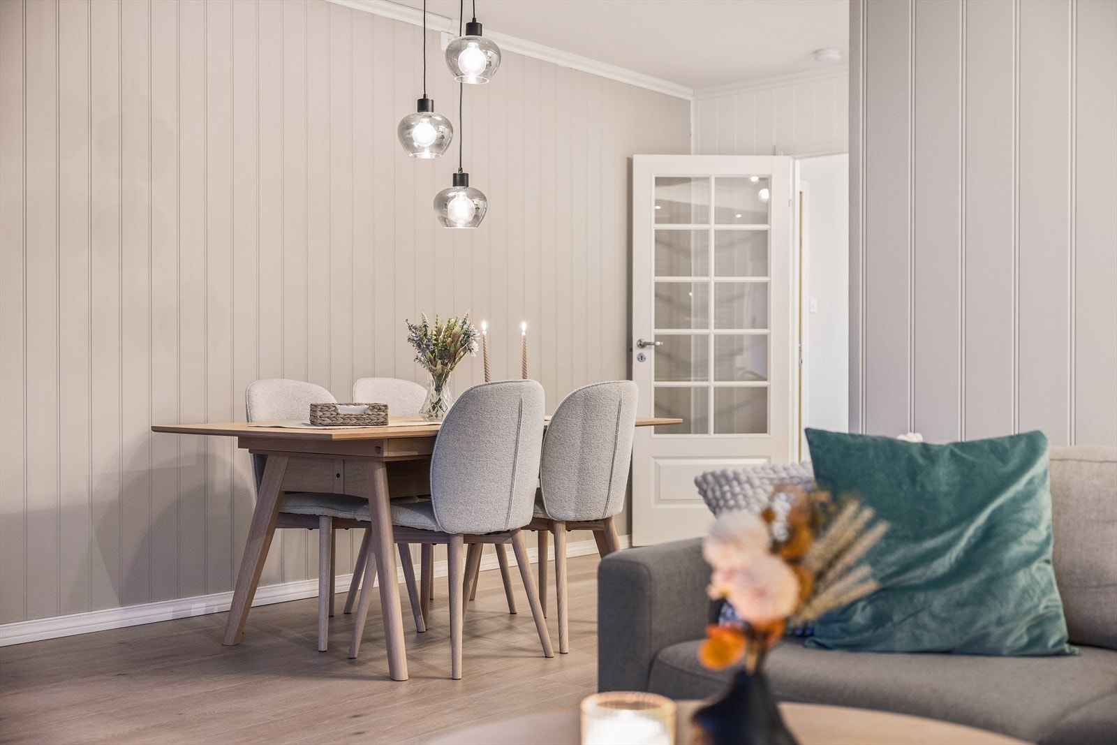 En svært delikat og moderne 3-roms toppleilighet med attraktiv beliggenhet Galleribilde