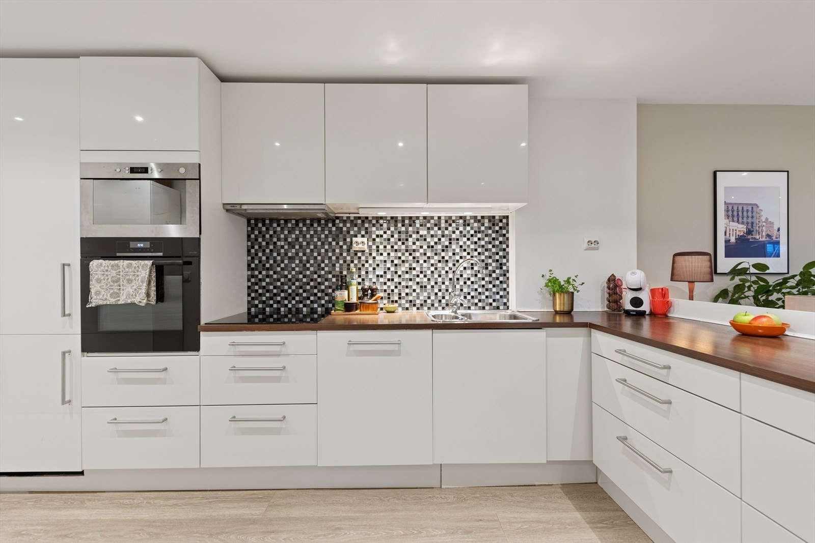 1. etg: Kjøkken Galleribilde