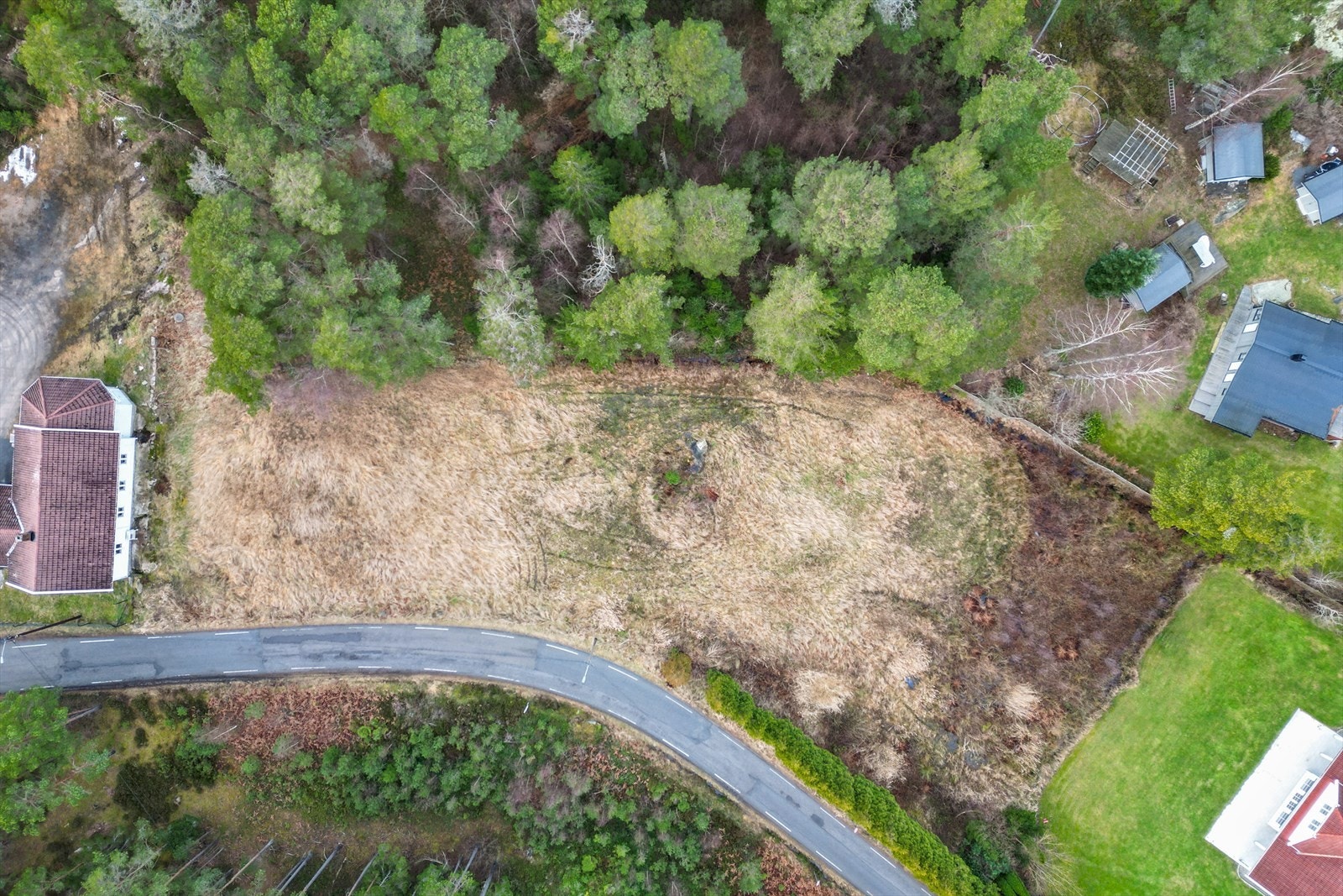 Kort vei til Sand Marina som er et fantastisk sted for båtelskere og for de som ønsker å nyte den vakre skjærgården. Galleribilde