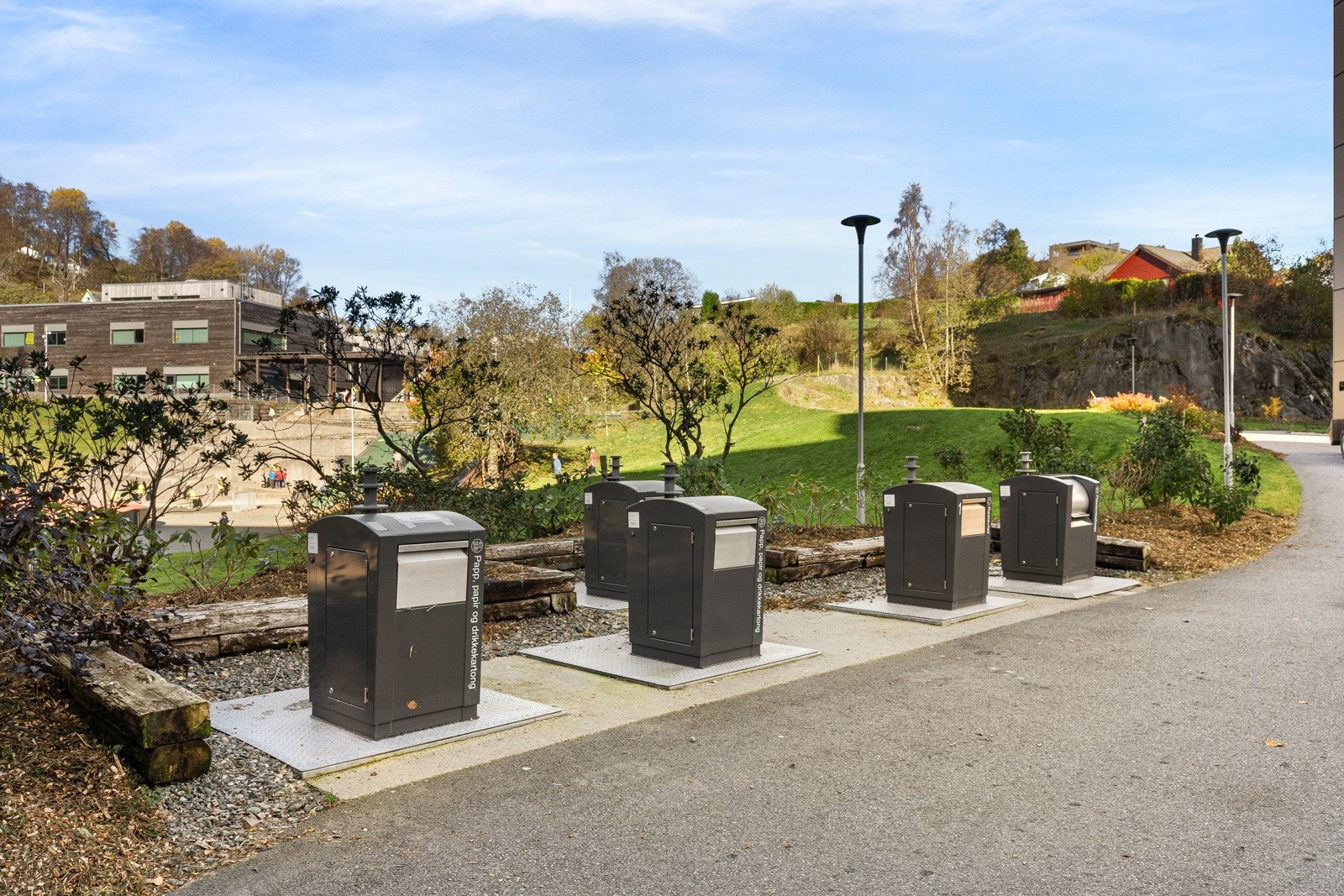 Borettslaget har felles renovasjonssystem. Galleribilde