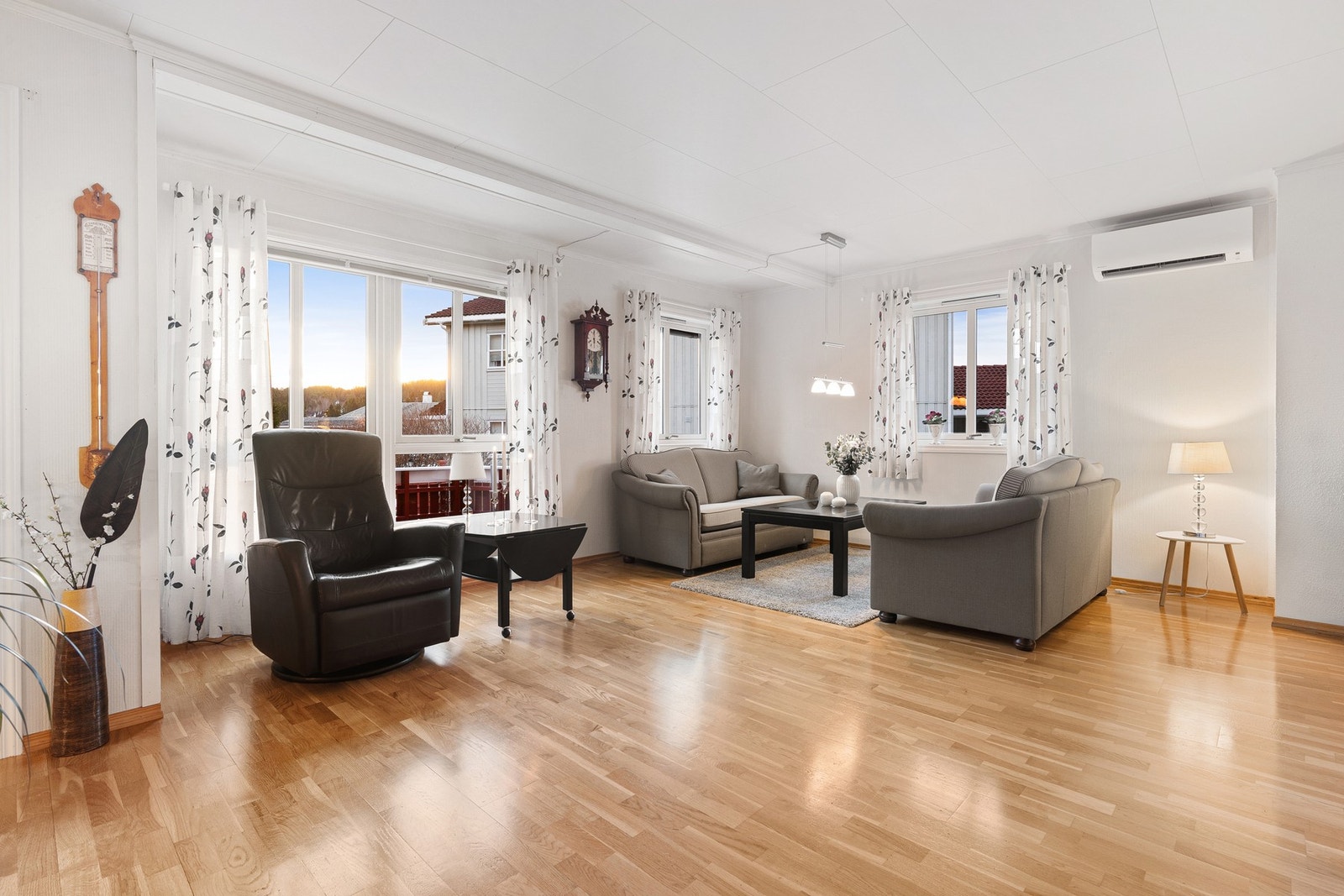 Med hjørnebeliggenhet får du et godt lysinnslipp fra flere sider. Galleribilde