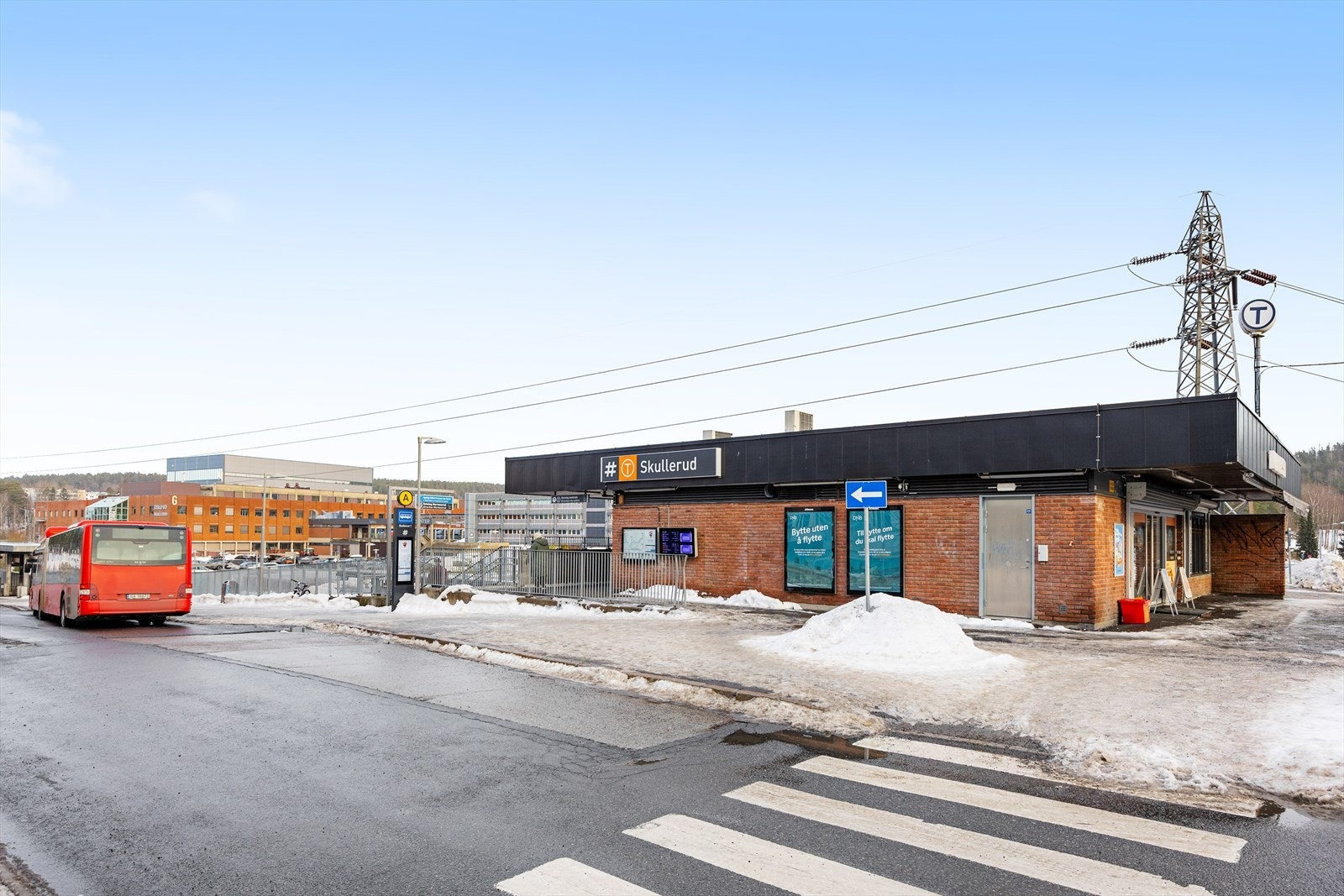 Kort vei til Skullerud T-banestasjon. Galleribilde
