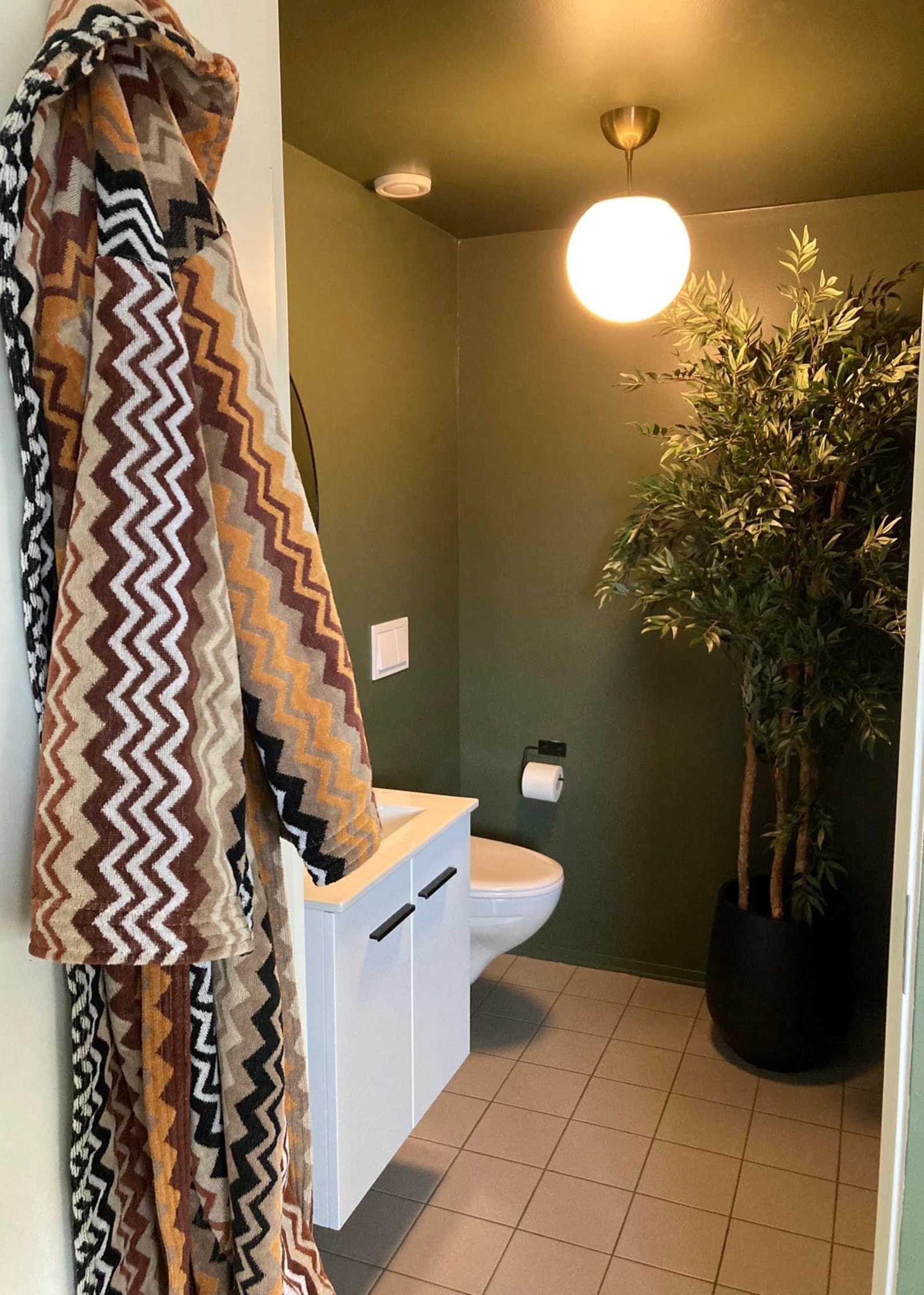 WC 2.etg. Galleribilde