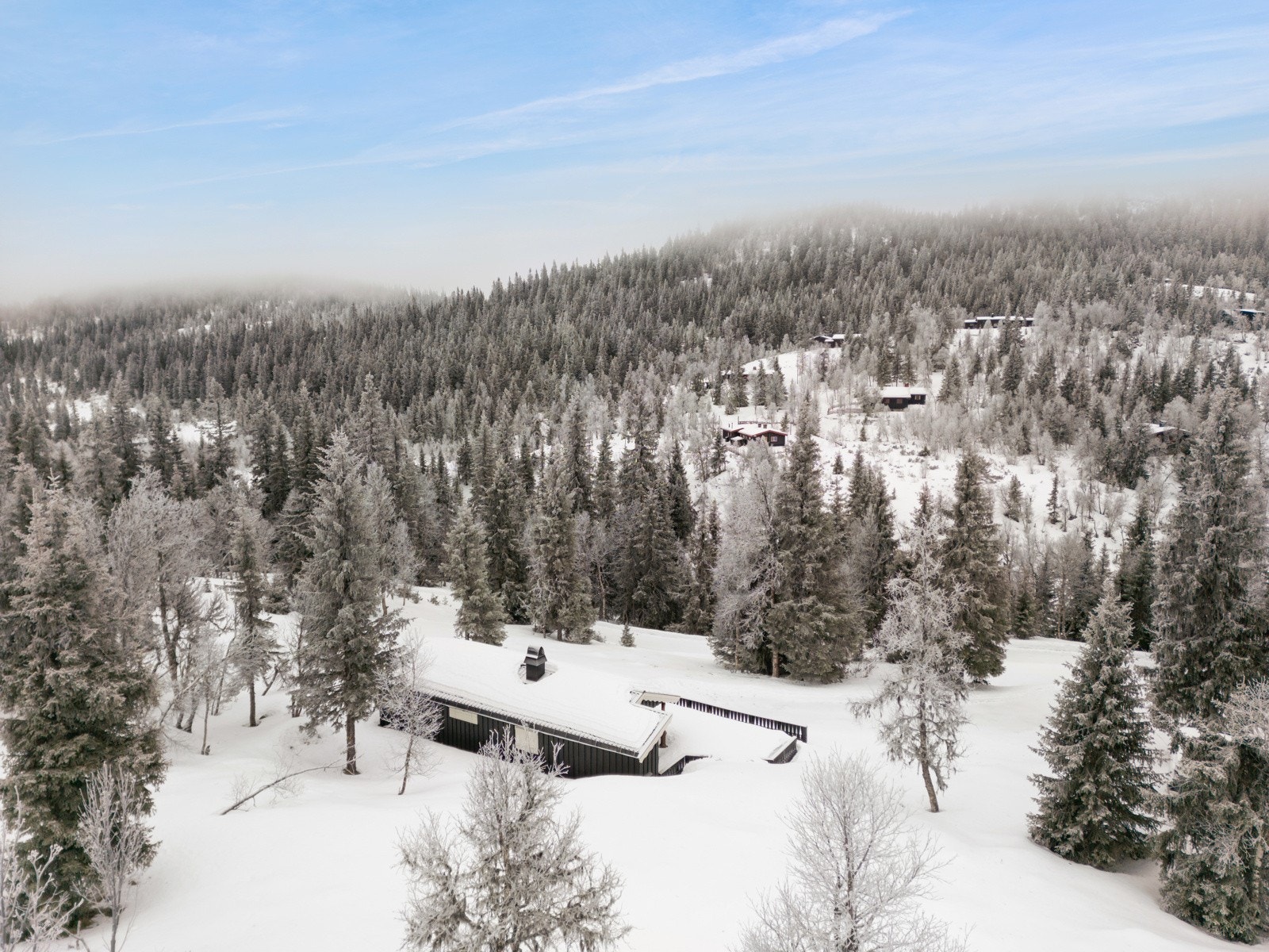 Hytta er uten innlagt vann og strøm, vann medbringes Galleribilde