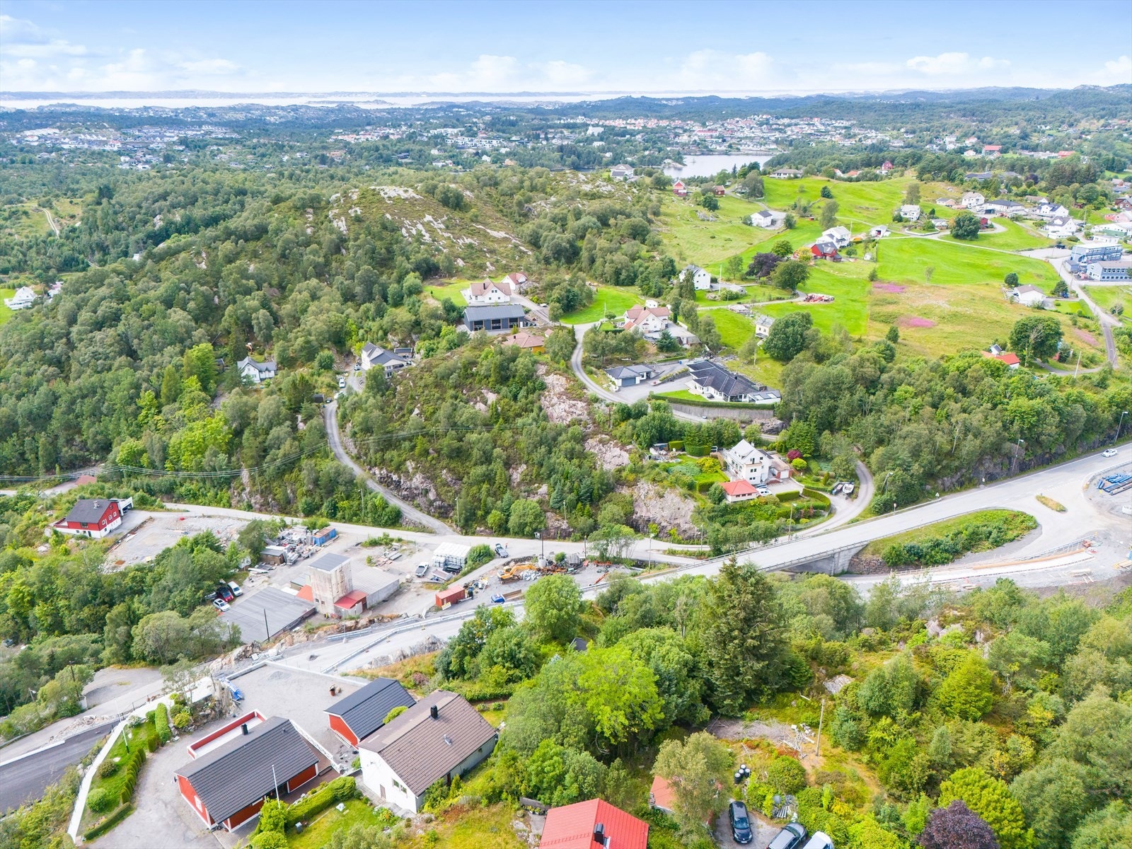 Landbrukseiendommer i nærområdet. Galleribilde