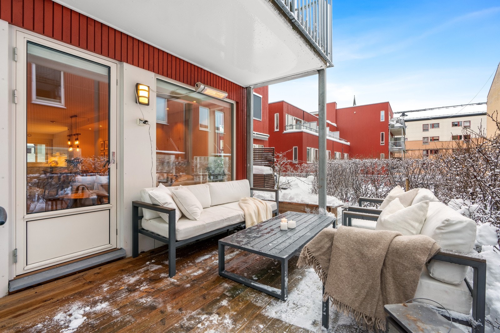 Rekkehusfølelse for 2 plan med sentral beliggenhet på idylliske Vålerenga. Galleribilde