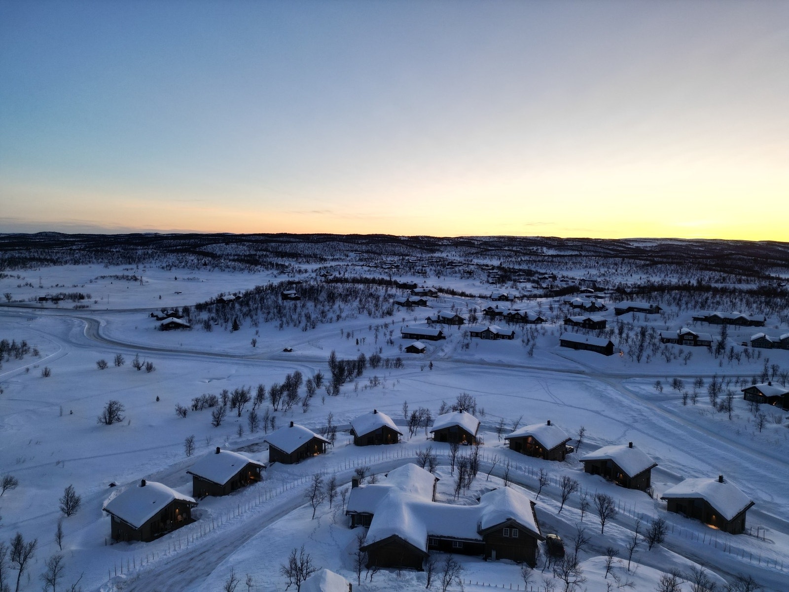 Her har man kort vei ut til fantastiske turer, i alle årstider Galleribilde