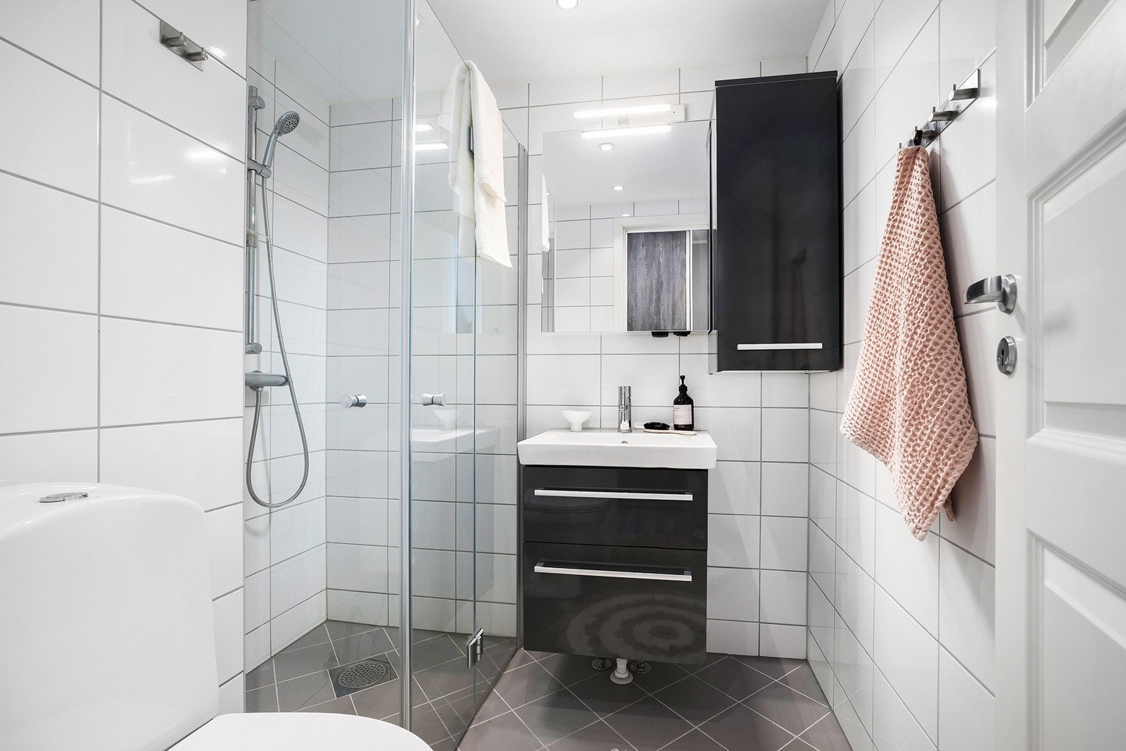 Bad som ble pusset opp i regi av borettslaget i 2019 Galleribilde