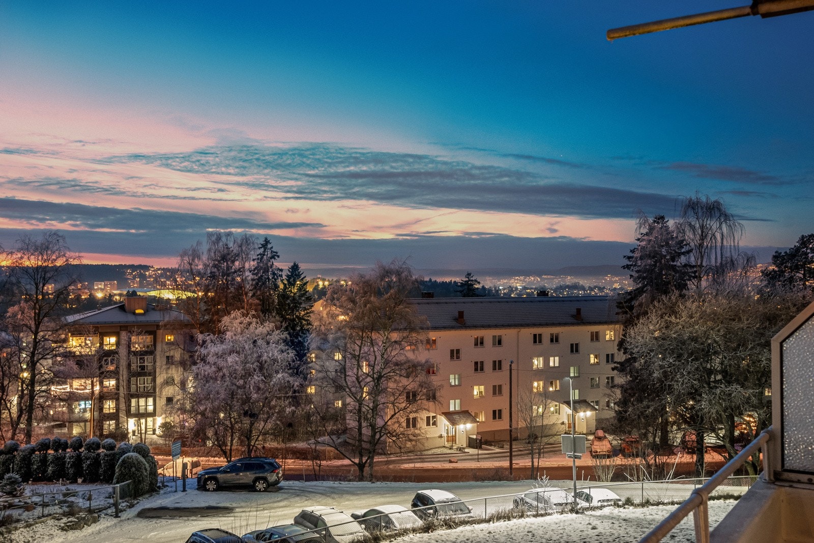 Utsikten fra balkongen Galleribilde
