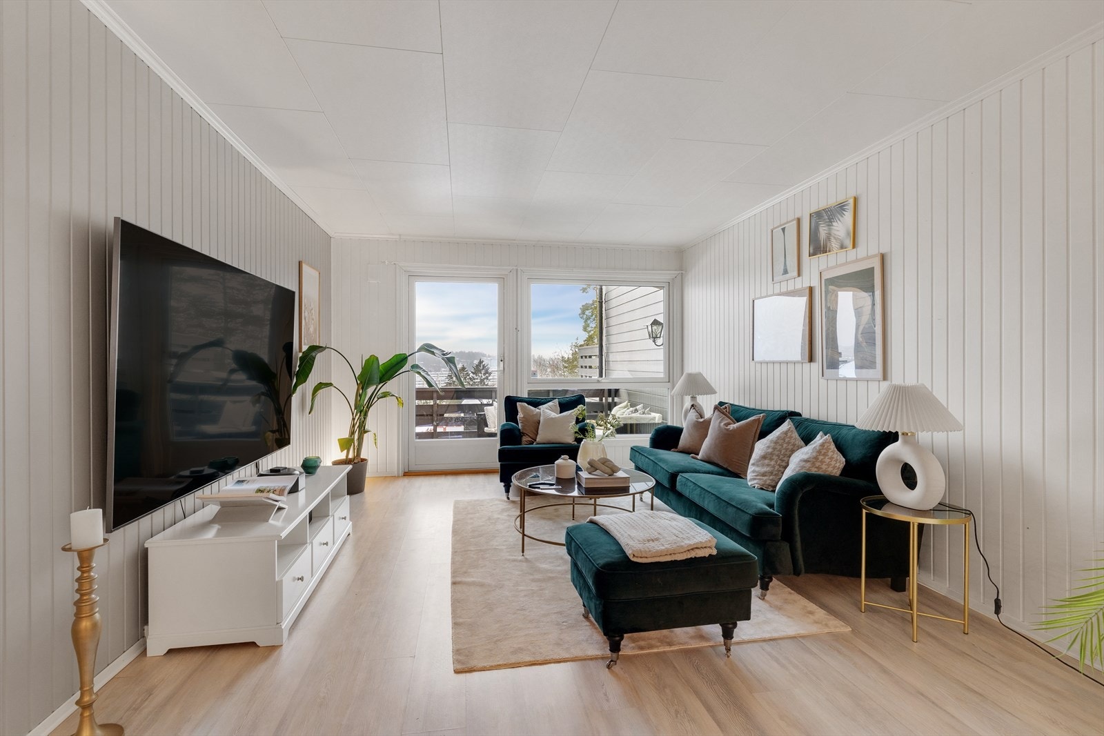 Velkommen til Finstadrabben 191, presentert av Nordvik ved Marcus Egeland, tlf. 98 03 91 50. Galleribilde