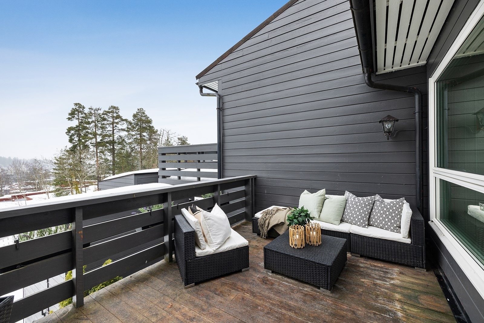 God plass til utemøblement. Galleribilde