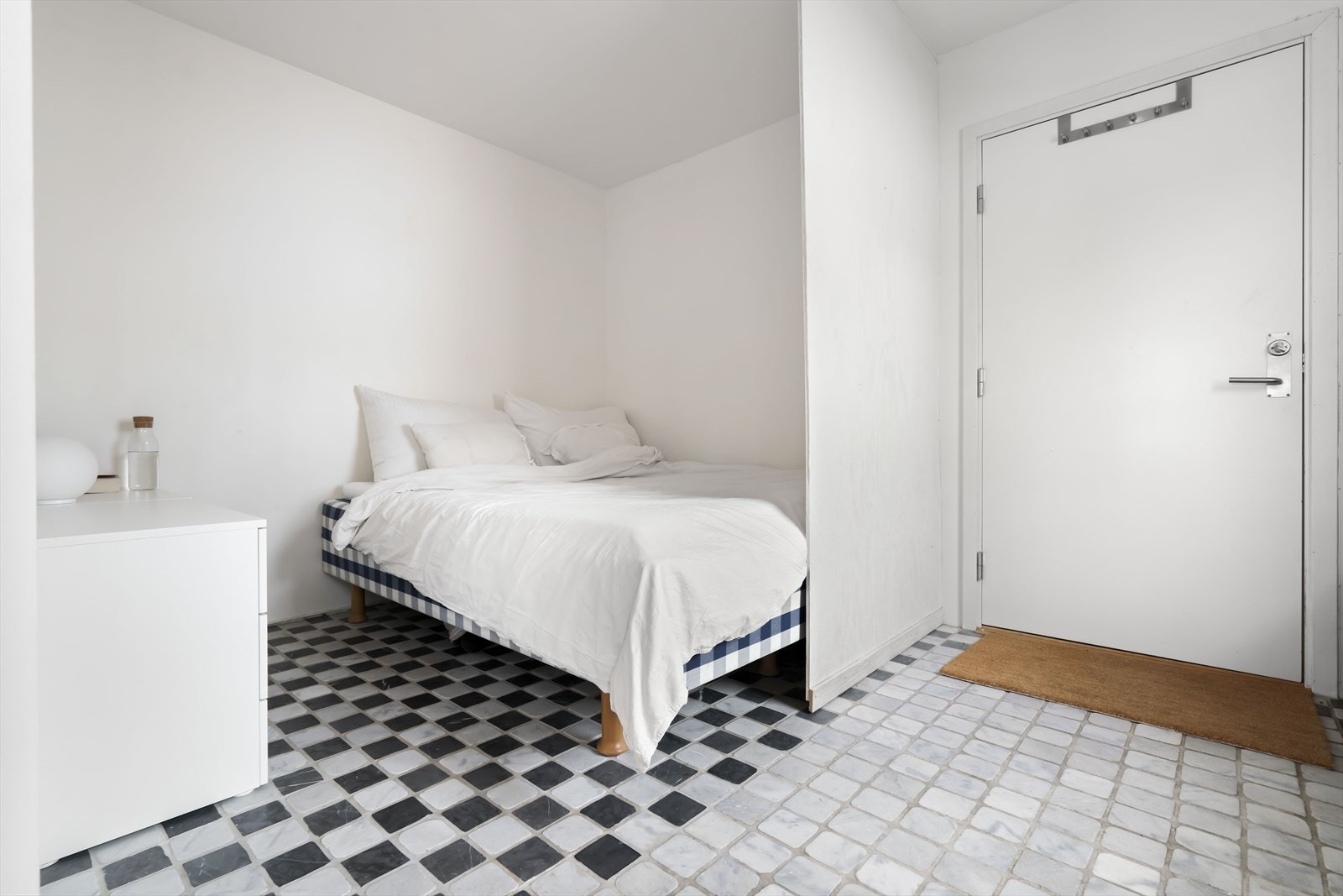 Alkoven har skyvedører Galleribilde