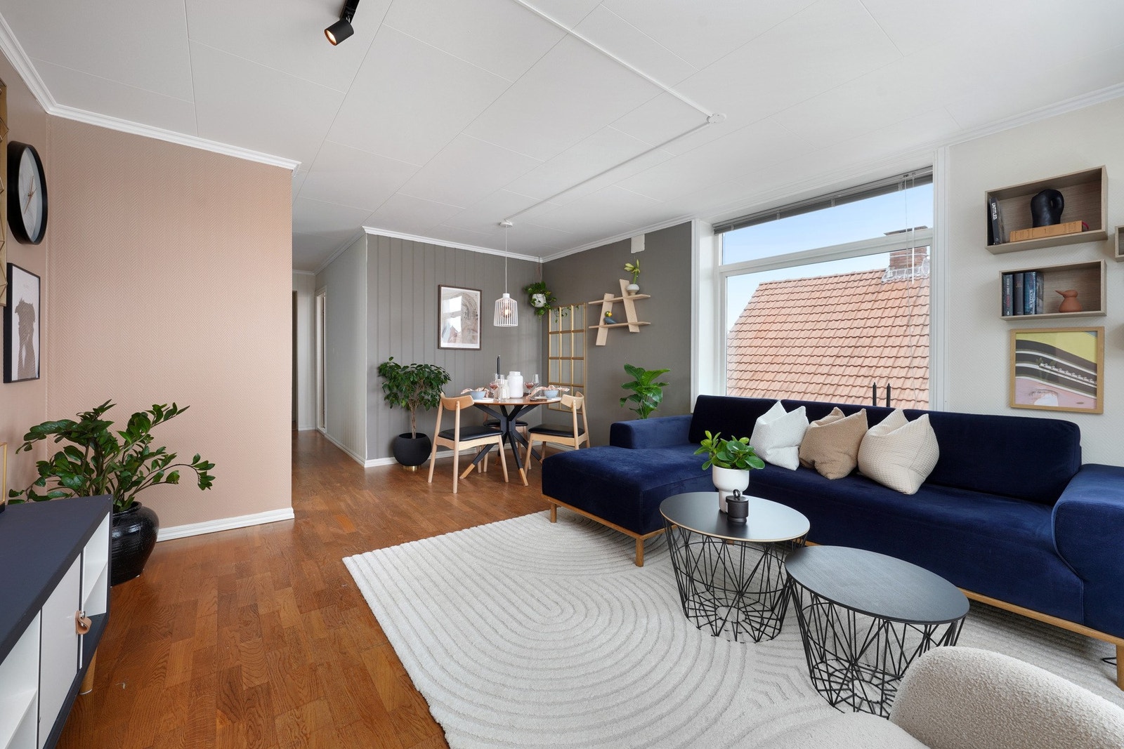 Stuen har blitt malt i 2024 Galleribilde