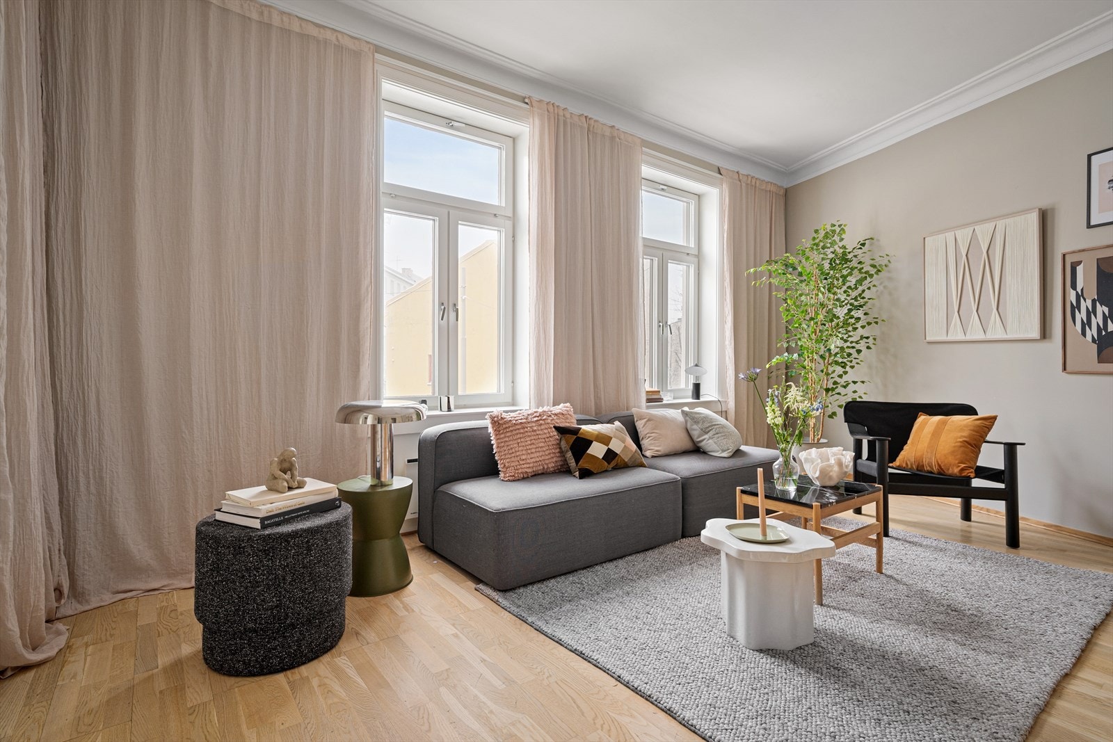 Her får du gode lys- og solforhold og en sjelden god atmosfære, i tillegg til en populær beliggenhet! Galleribilde