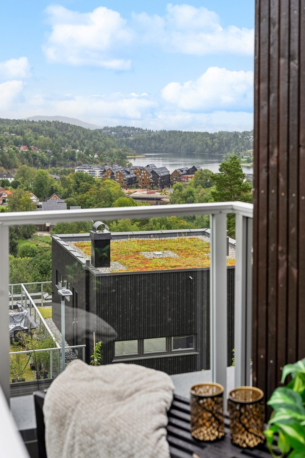 Flott utsikt både innenfra og utenfra. Galleribilde