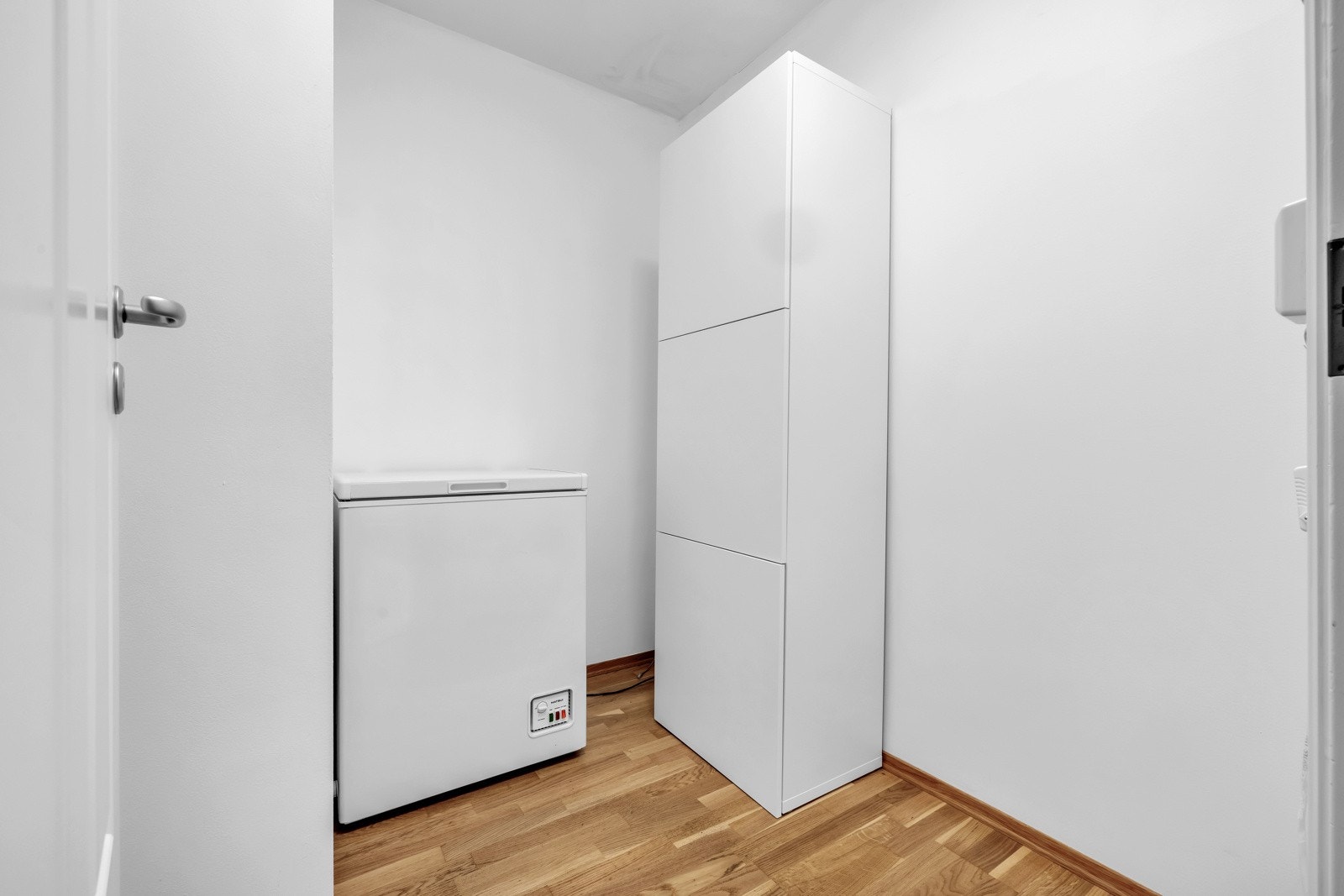 Det er en innvendig bod i leiligheten på ca. 4 kvm. Galleribilde