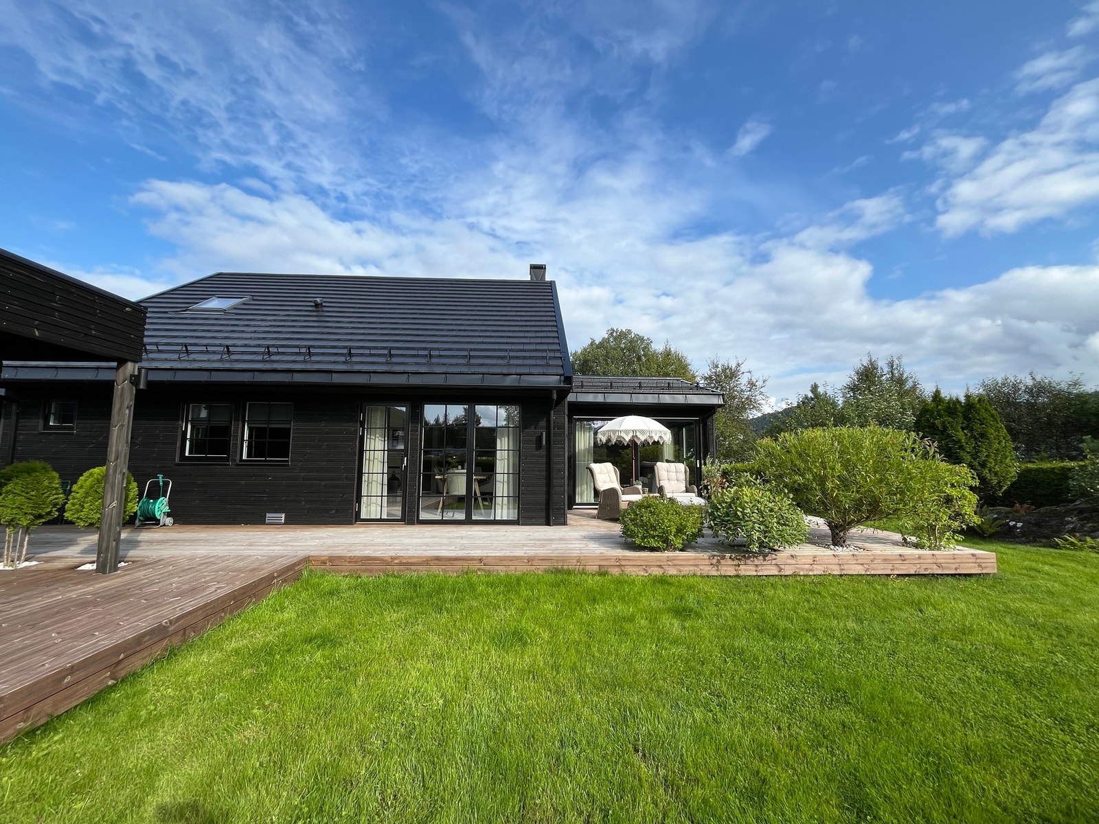 Det er gode solforhold på eiendommen hele året! Galleribilde