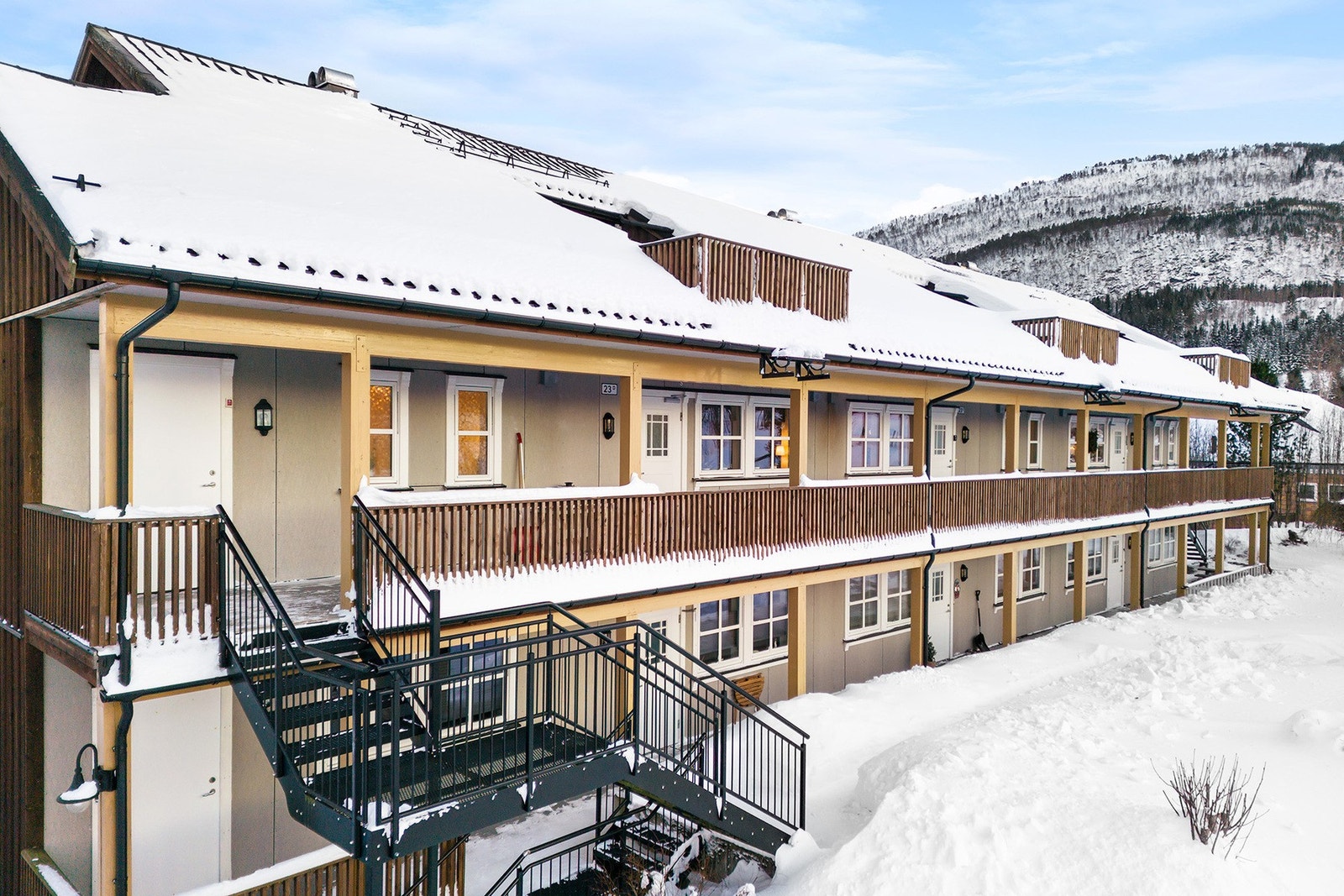 Fasade og inngangsparti Galleribilde