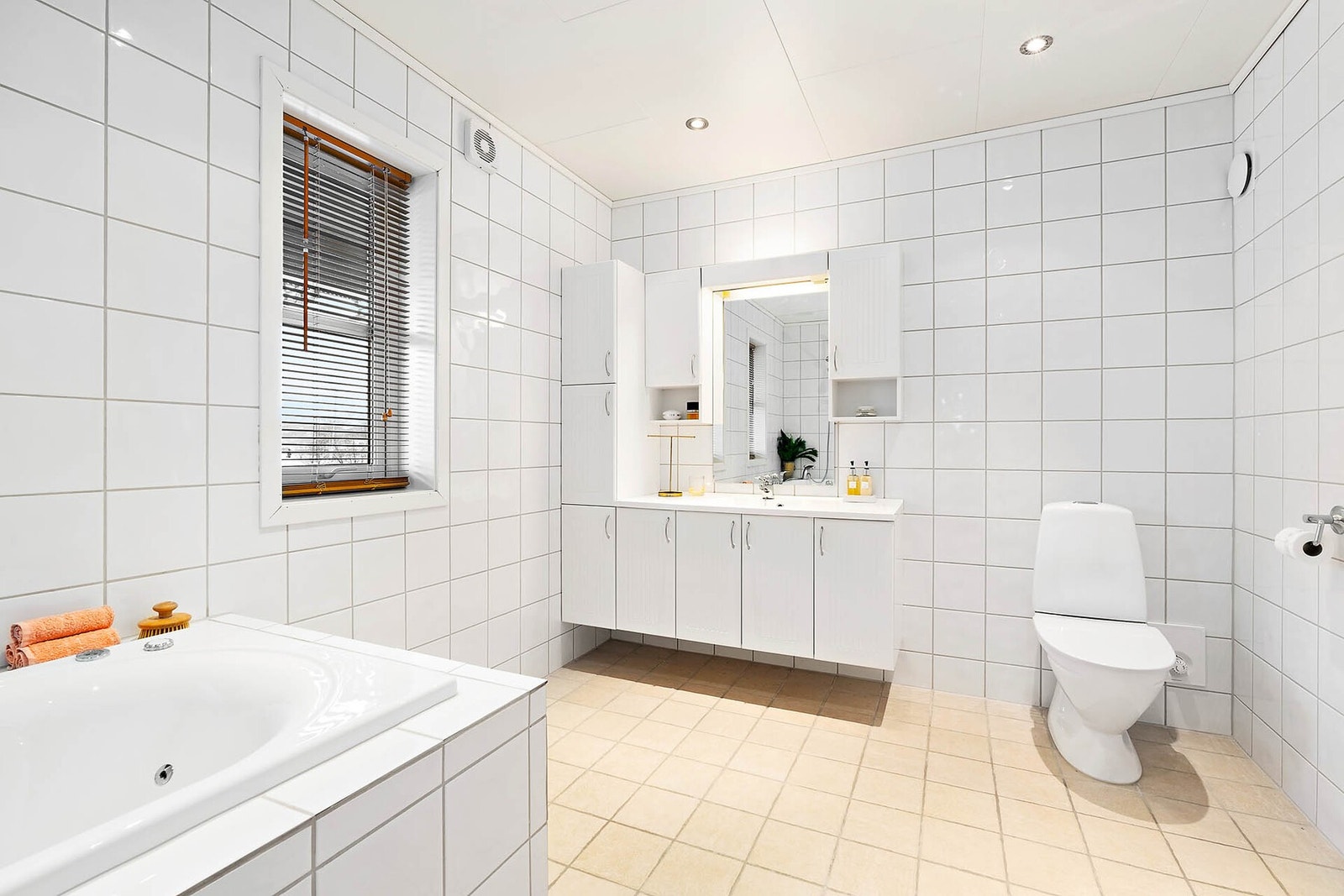 Romslig bad Galleribilde