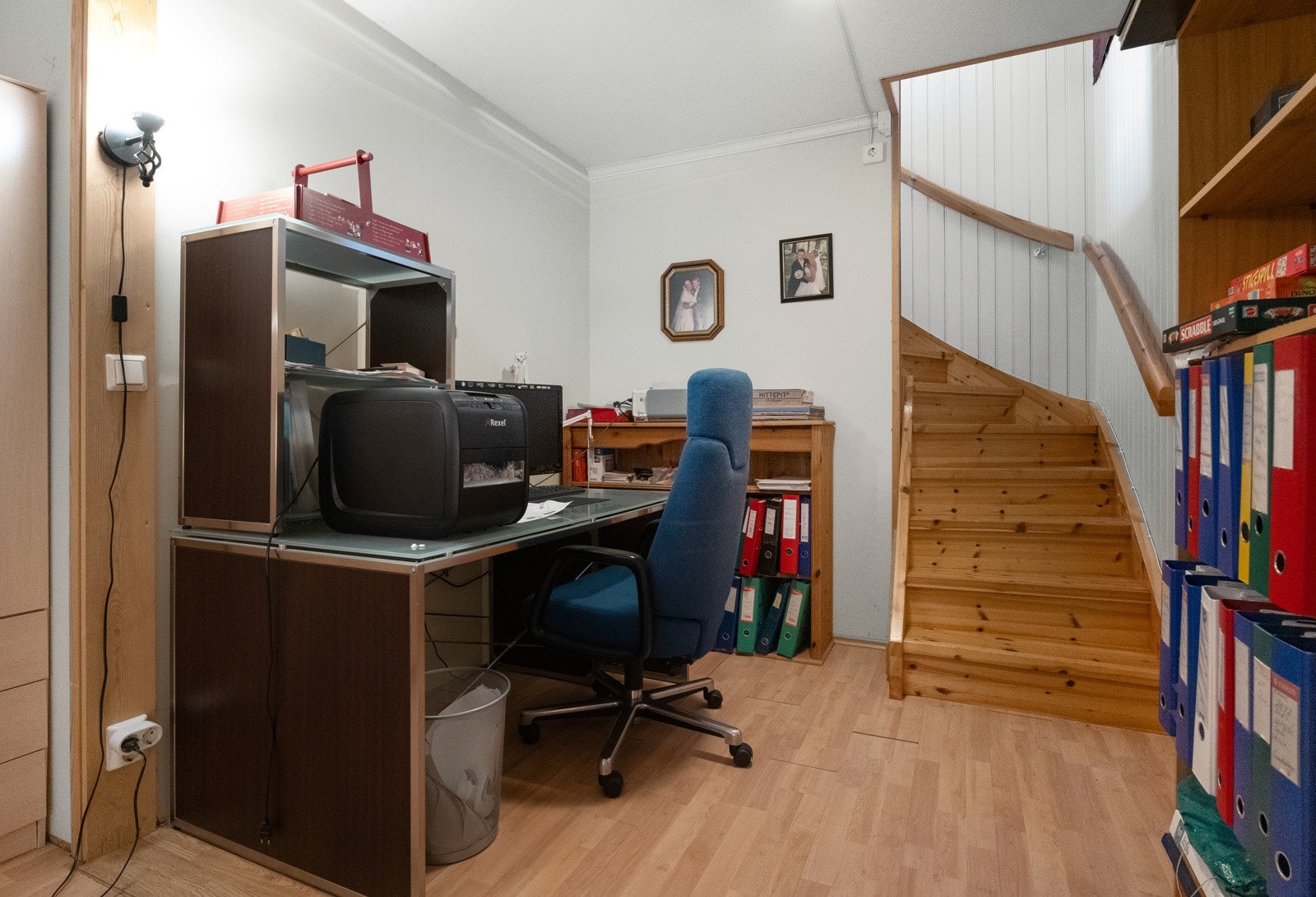 Kontorplass i U.etg. tilknyttet 1.etg. Galleribilde