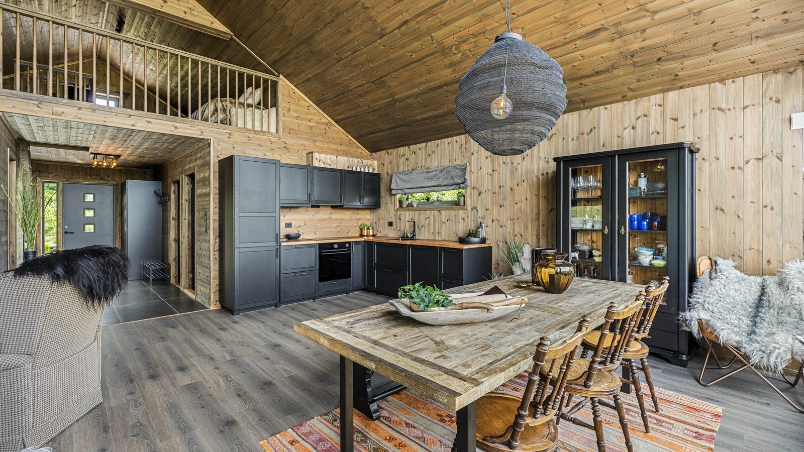 Åpent mot praktisk hems Galleribilde