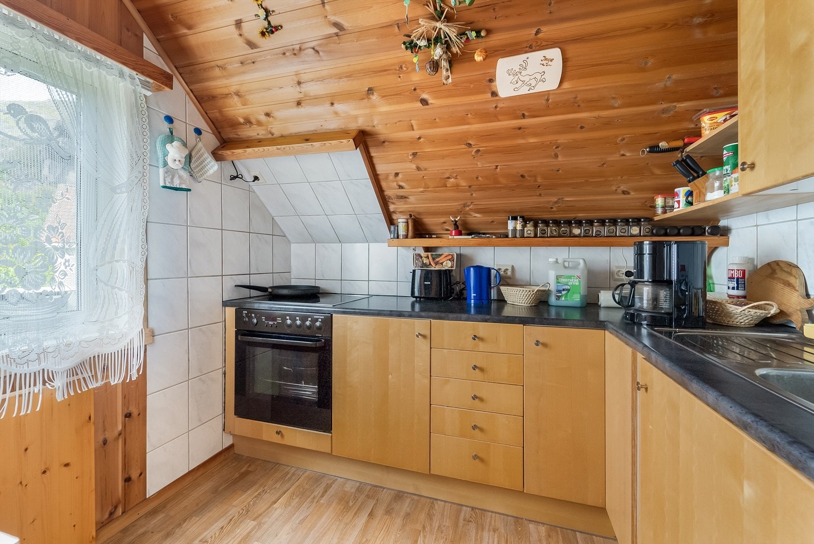 Kjøkken 2. etg. Galleribilde