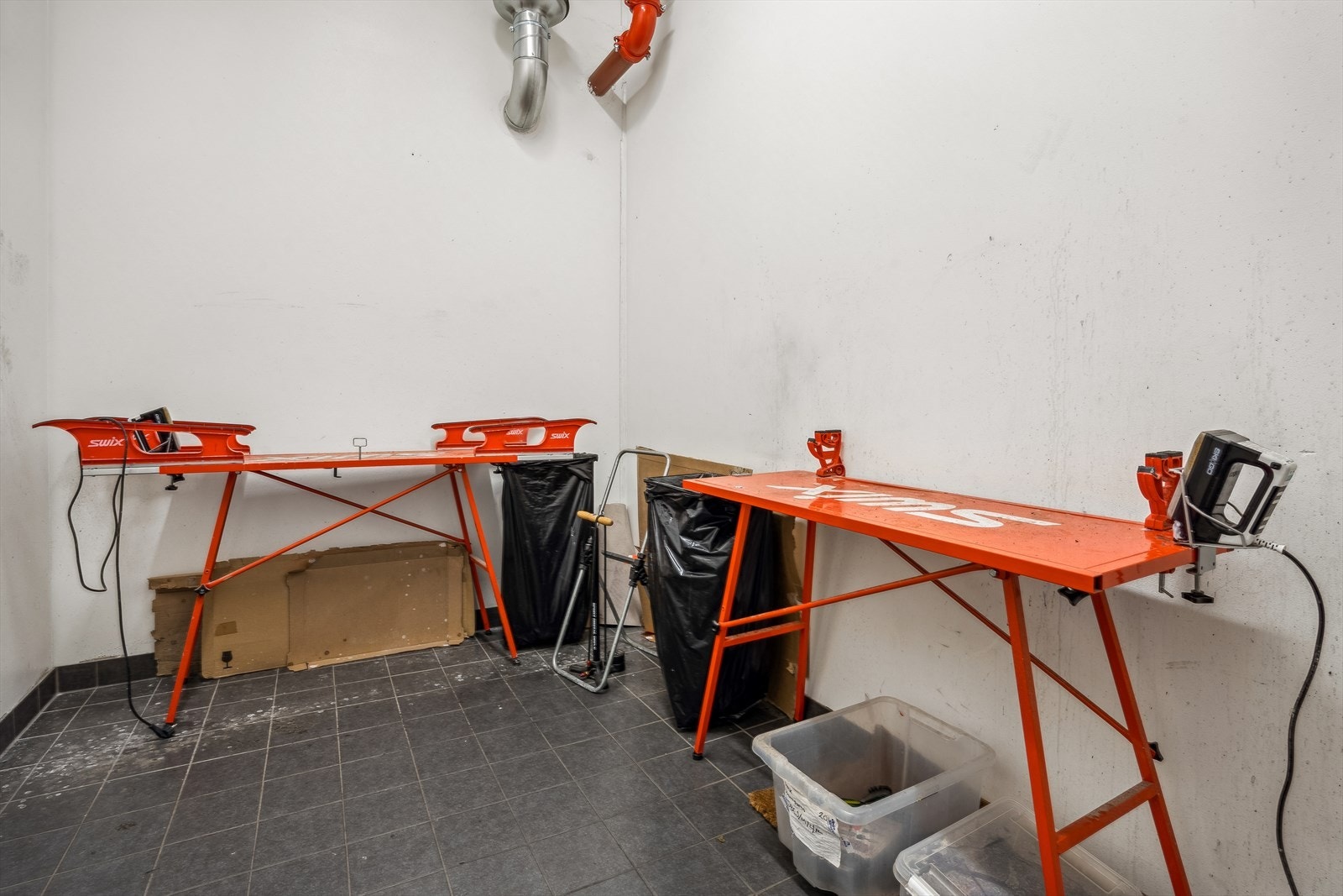 Felles smørebod. Galleribilde