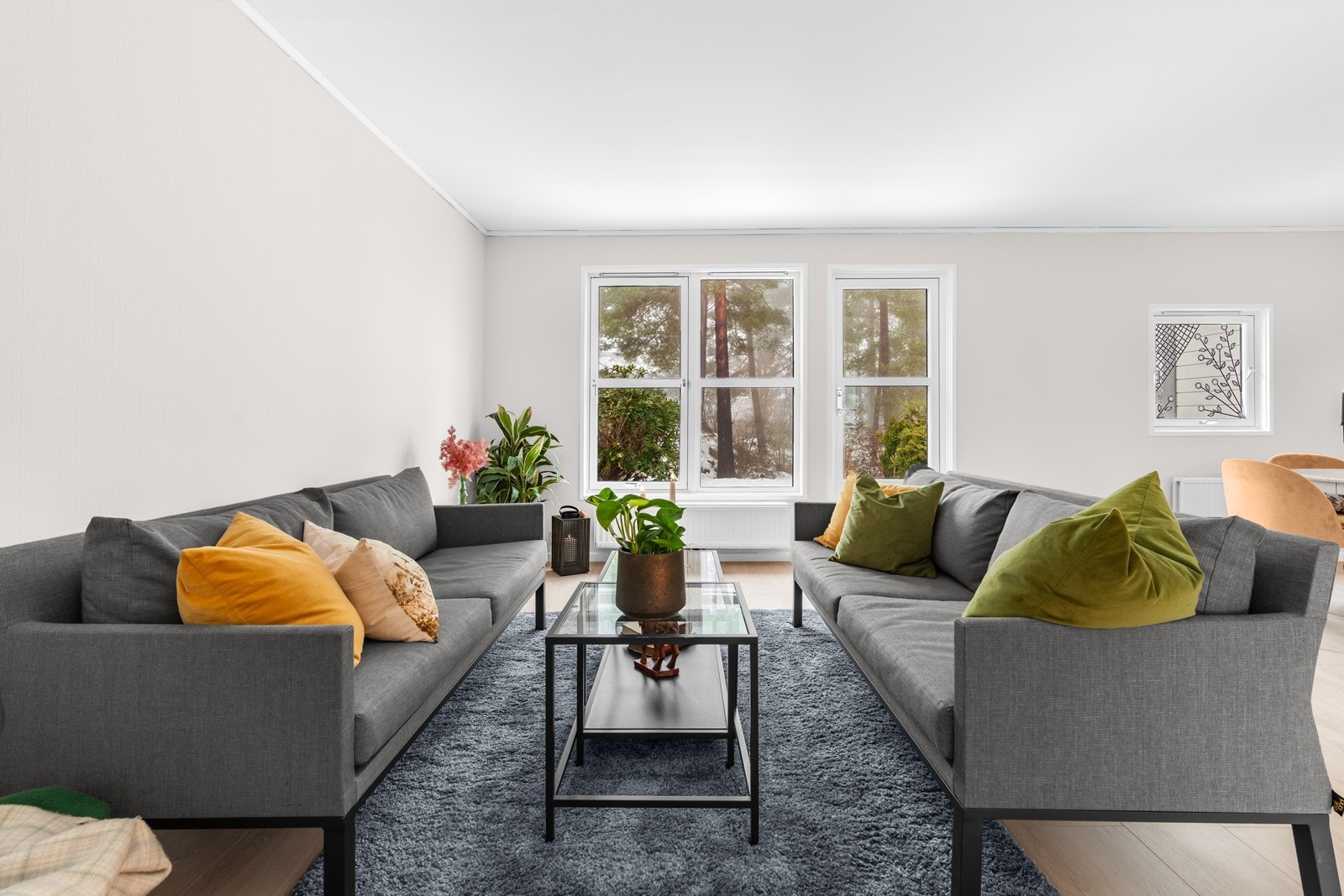 Boligen er energieffektiv med oppvarming og varmtvann inkludert i felleskostnadene, hvilket sikrer deg en lavere strømregning Galleribilde