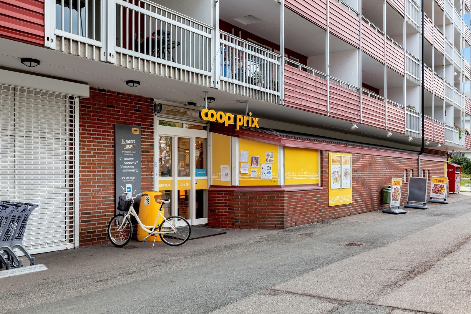 Praktisk nærbutikk i kort gangavstand Galleribilde