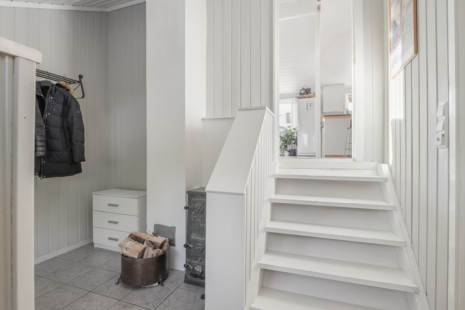 Trappen tar deg opp til resten av boligen Galleribilde