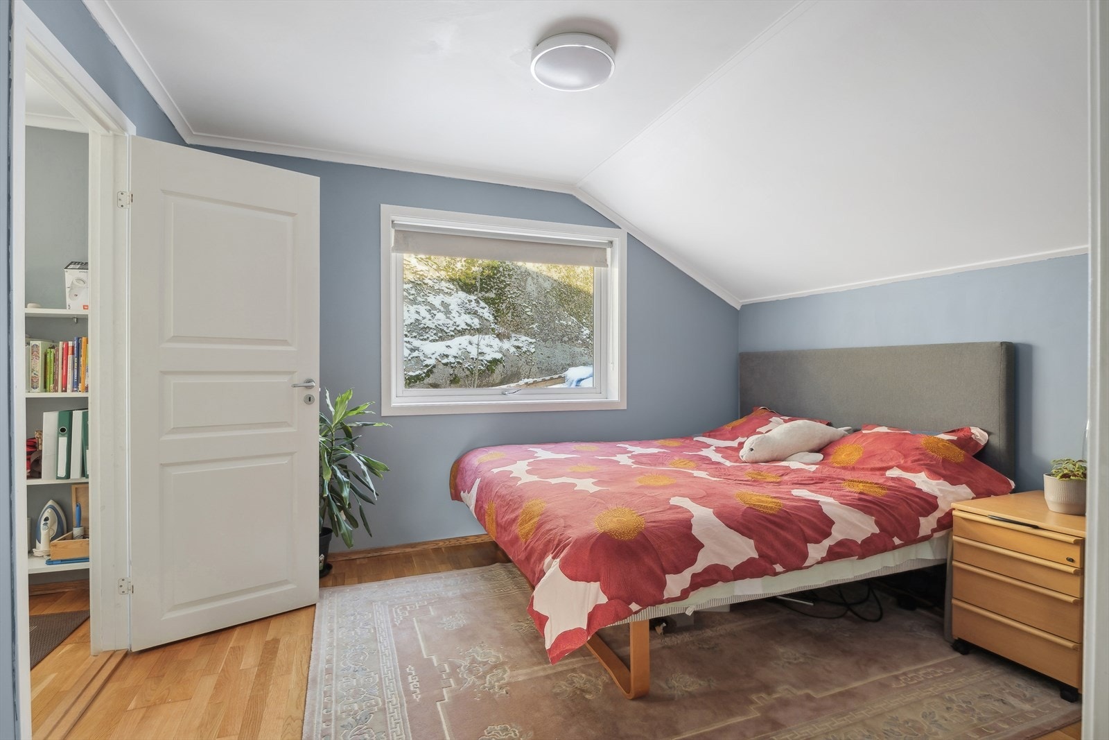 Soverom 1 har tilknyting til soverom 2 Galleribilde