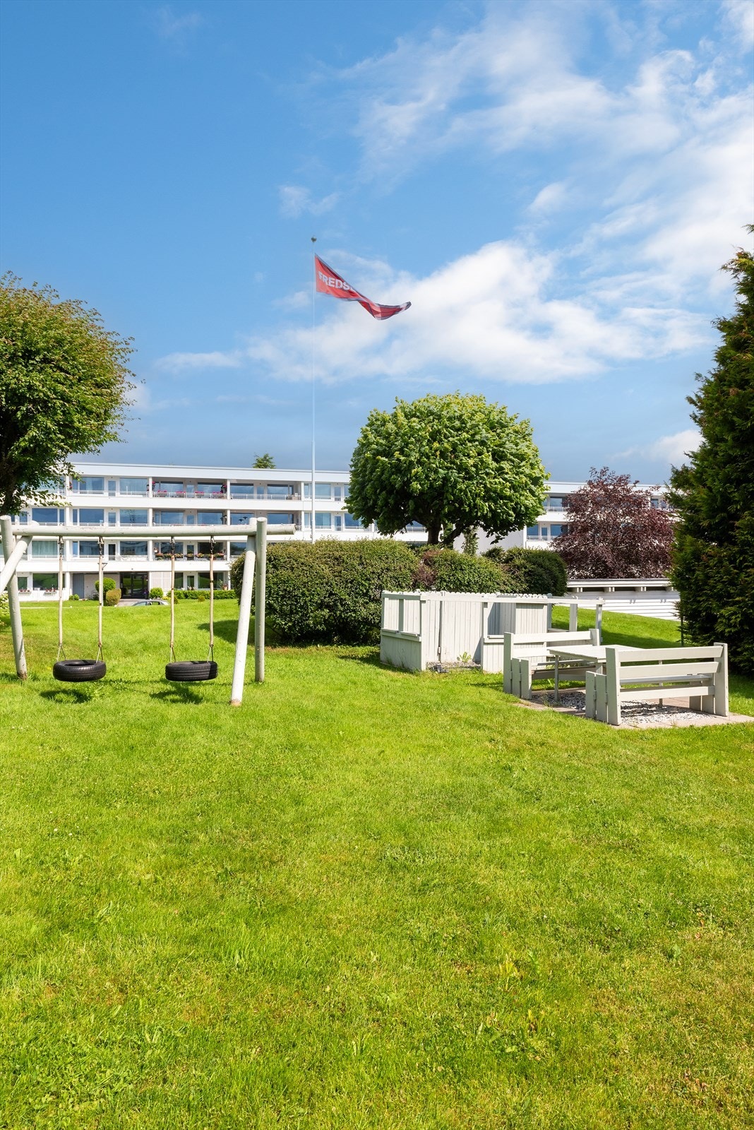 Flotte og pent opparbeidet friområder i borettslaget Galleribilde