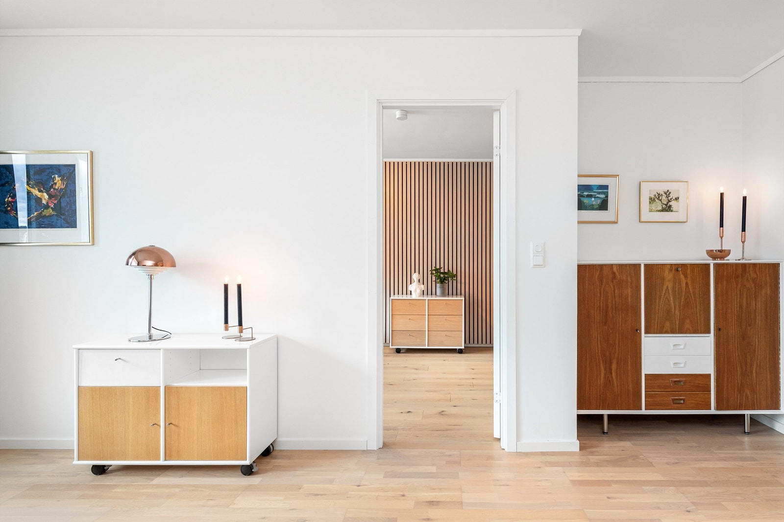 Fra stue mot soverom Galleribilde