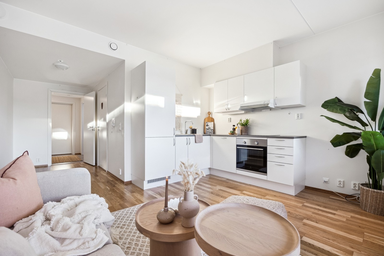 Stue/kjøkken er på 19 kvm. og har en god planløsning som gjør den lett å innrede. Galleribilde