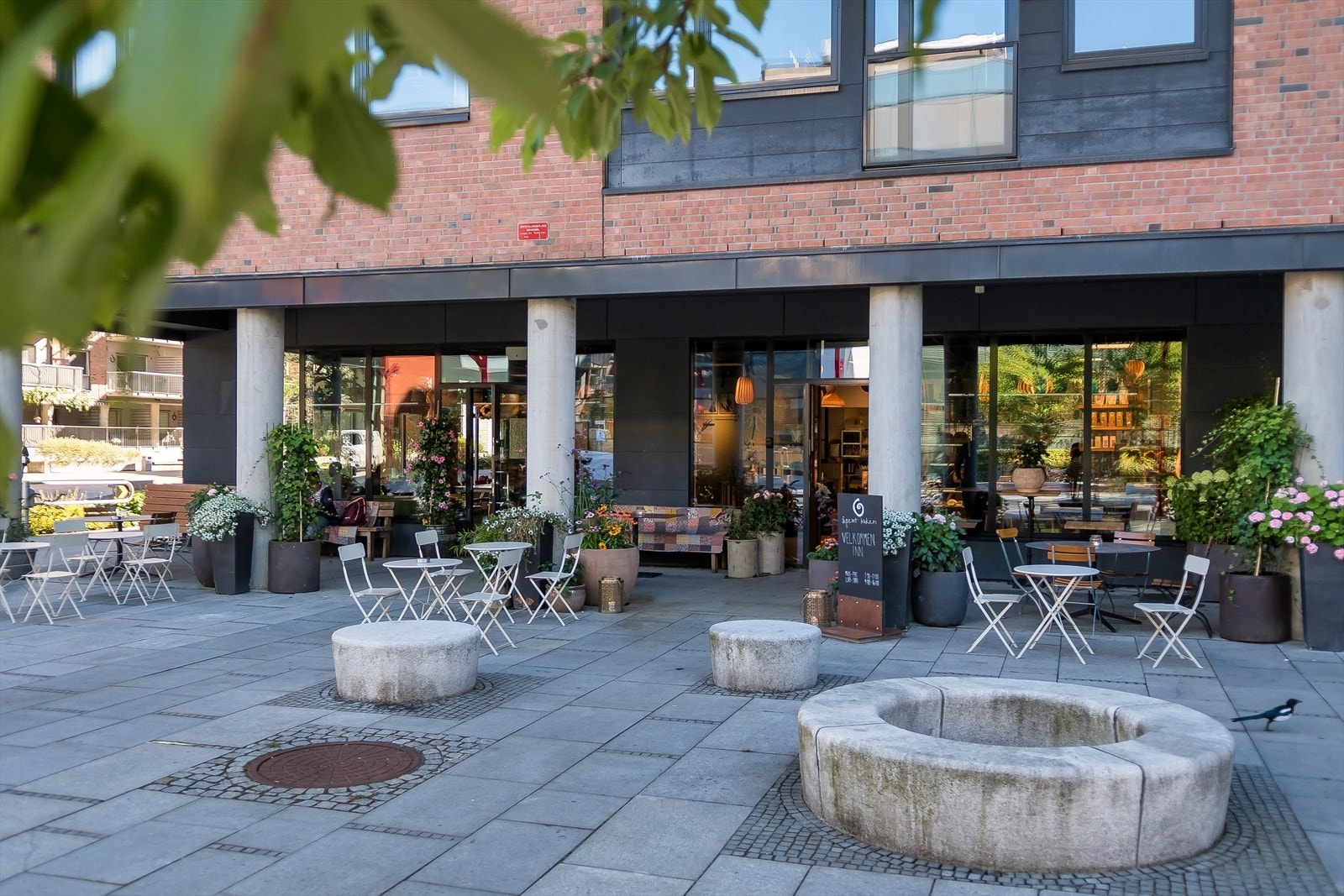 Ca. 200m til Åpent bakeri. Galleribilde