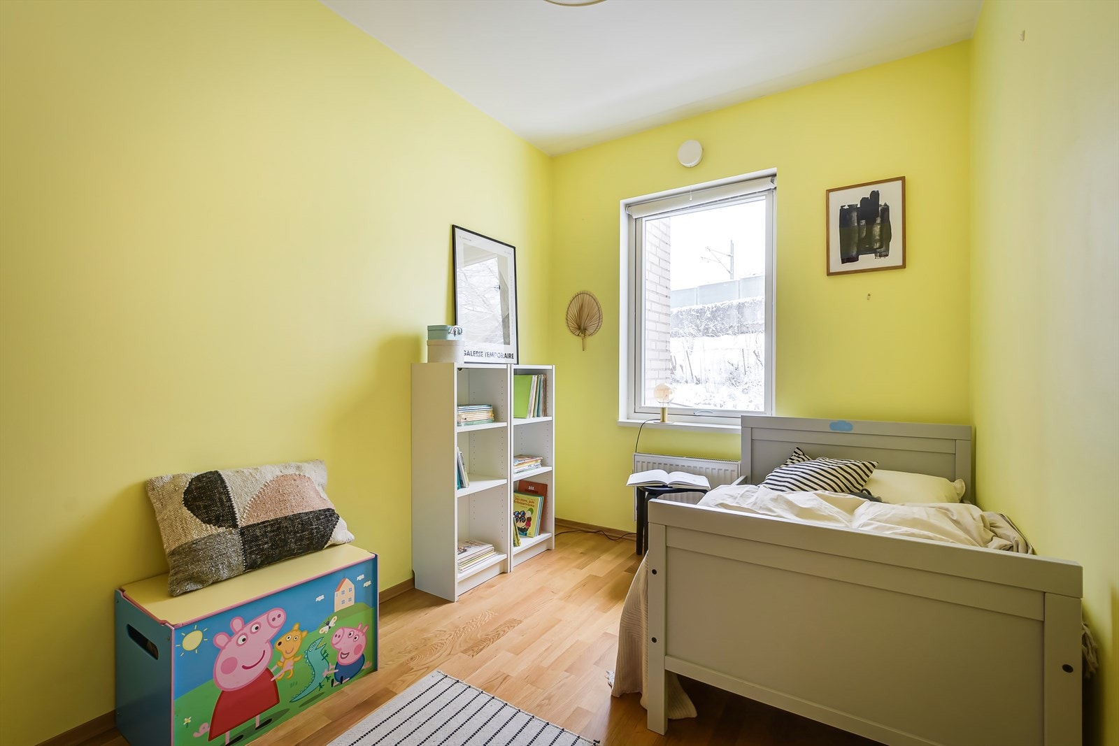 Soverom 3 har god plass og kan brukes som soverom, barnerom, gjesterom eller kontor. Galleribilde