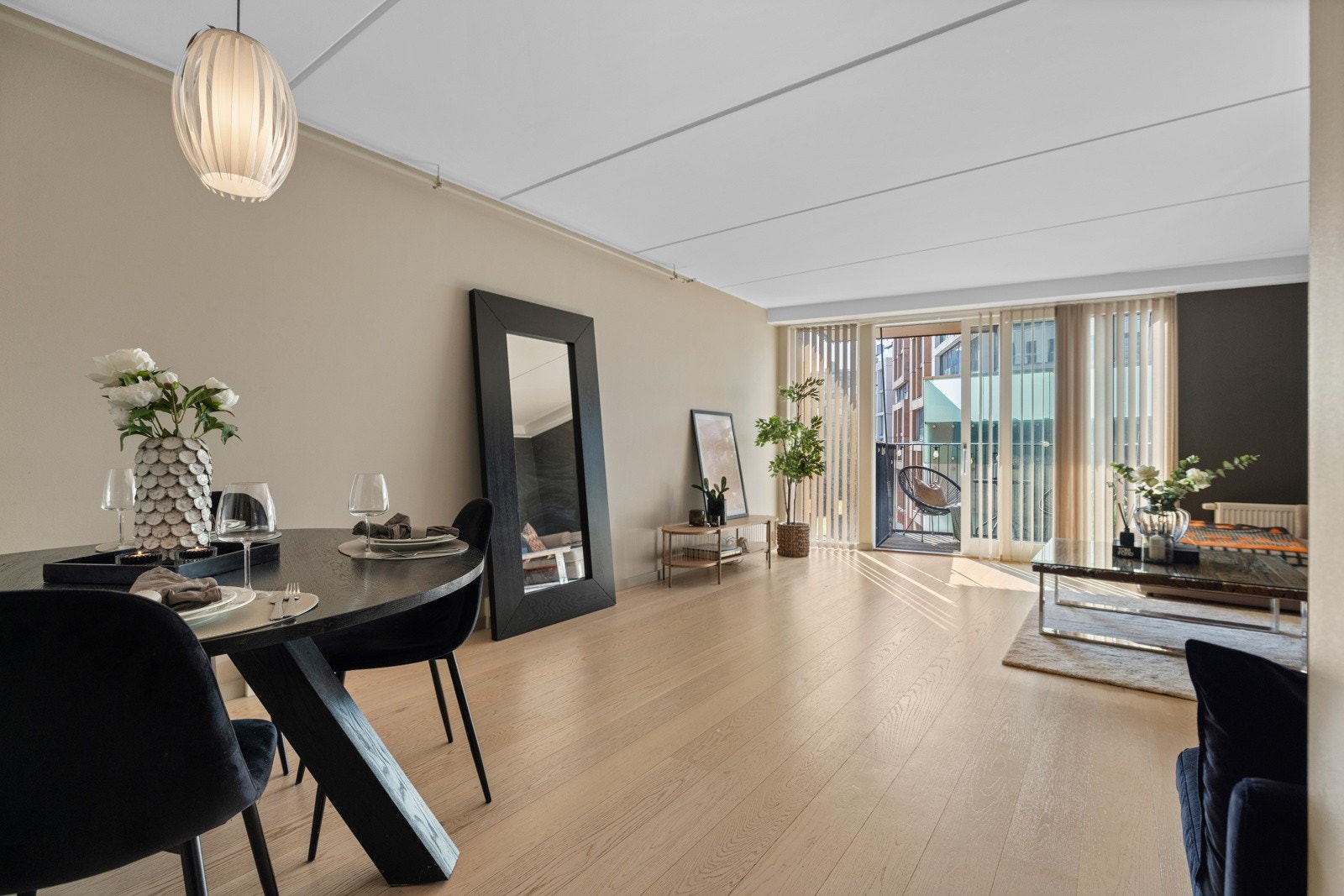 - Leiligheten har en gjennomgående planløsning - Galleribilde