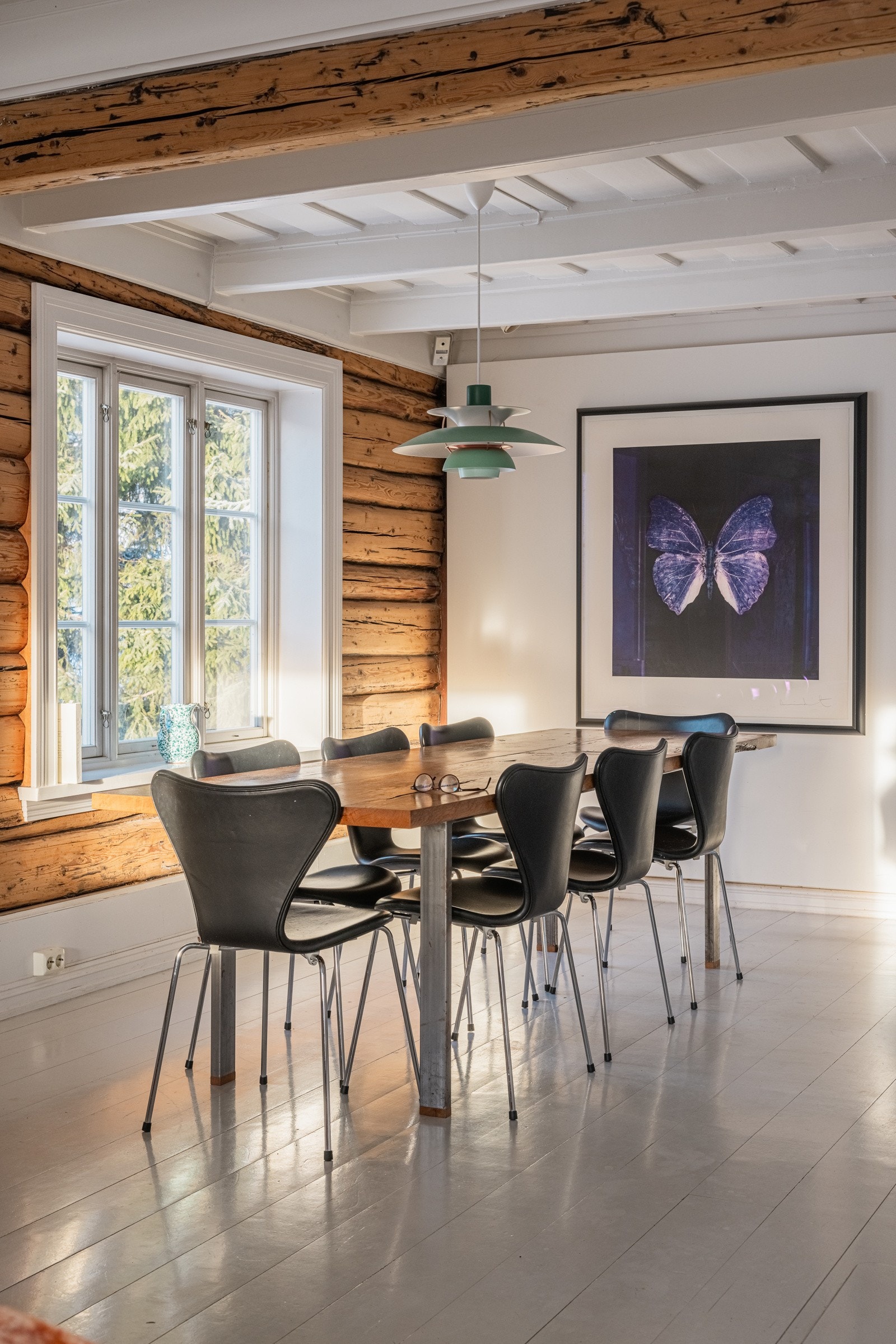 Gode muligheter for langbord som rommer hele familien. Galleribilde