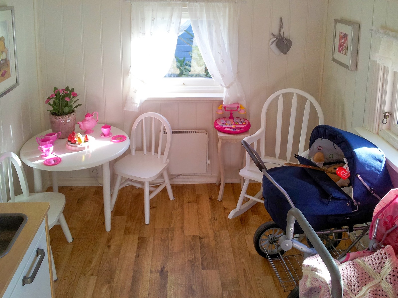 Lekestuen er isolert og svært barnevennlig. Galleribilde