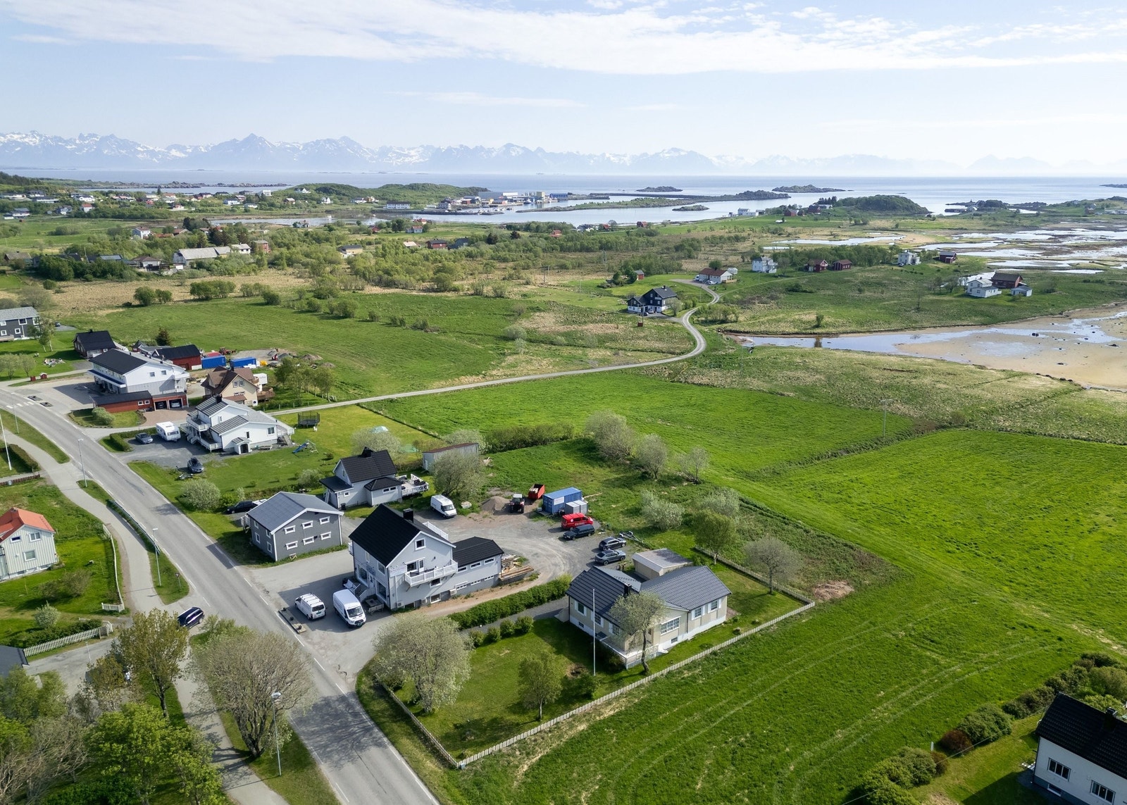 Huset har unik utsikt mot Lofotveggen, Mannen fra havet og Gaukværøy Galleribilde