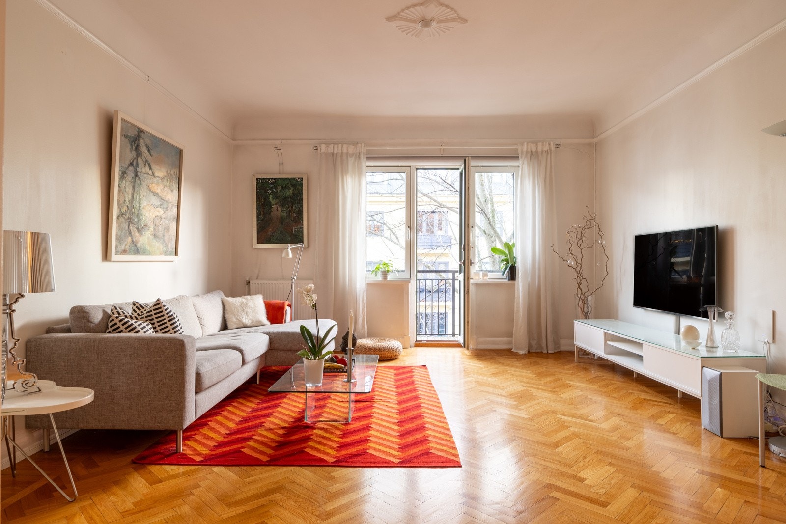 Nobels gate 20A presenteres av EIE eiendomsmegling ved Alexander Birkeland. Galleribilde