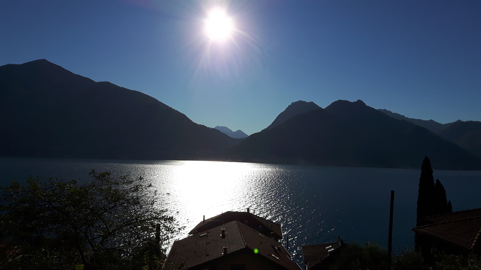 Via Antica Regina by night - et must for vandringer langs sjøen. Galleribilde